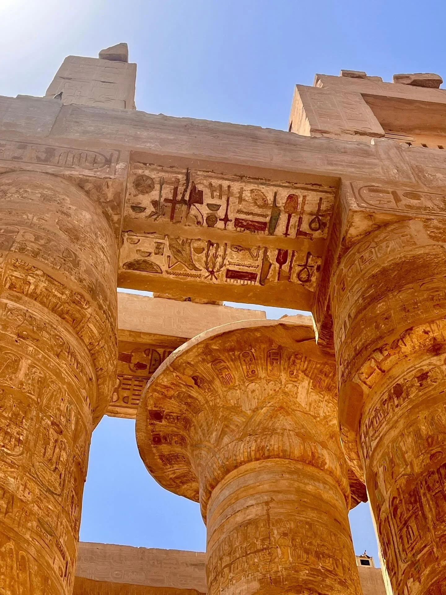 YIN and YANG

When I worked as a lawyer, it was all about structure, success and discipline. It brought me a lot, but it dimmed my unique fire. 

When I started my own business in 2018, I wanted freedom, &lsquo;to do my own thing&rsquo;, a feminine f