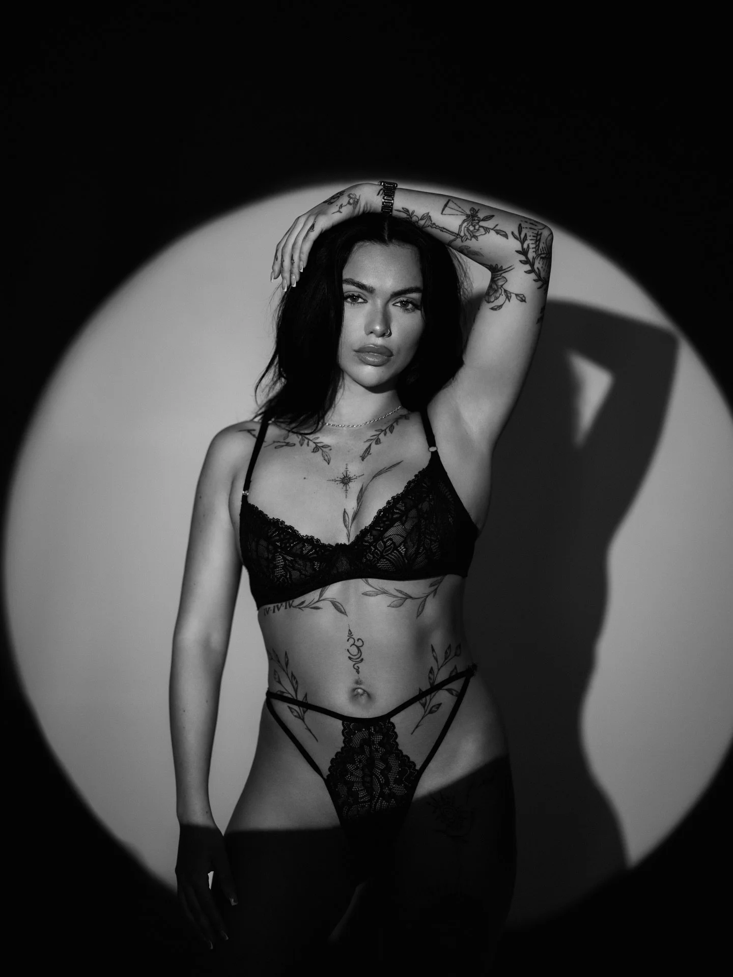 @kehlaniwebster absolutely killing this lighting set up looking strong and powerful!