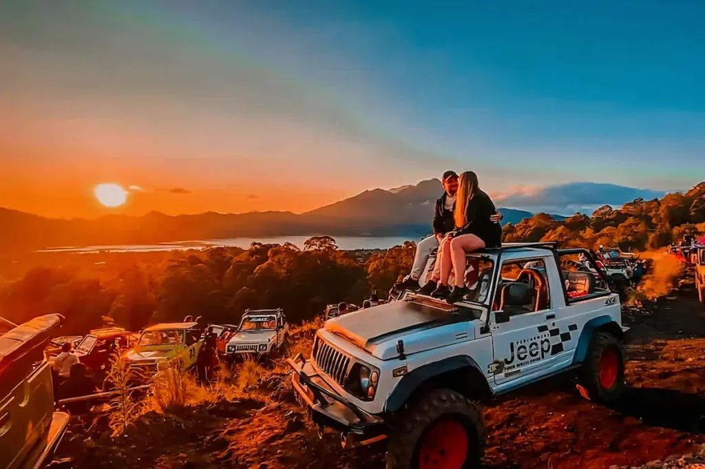 batur-jeep-sunrise-tour-1024x681.webp