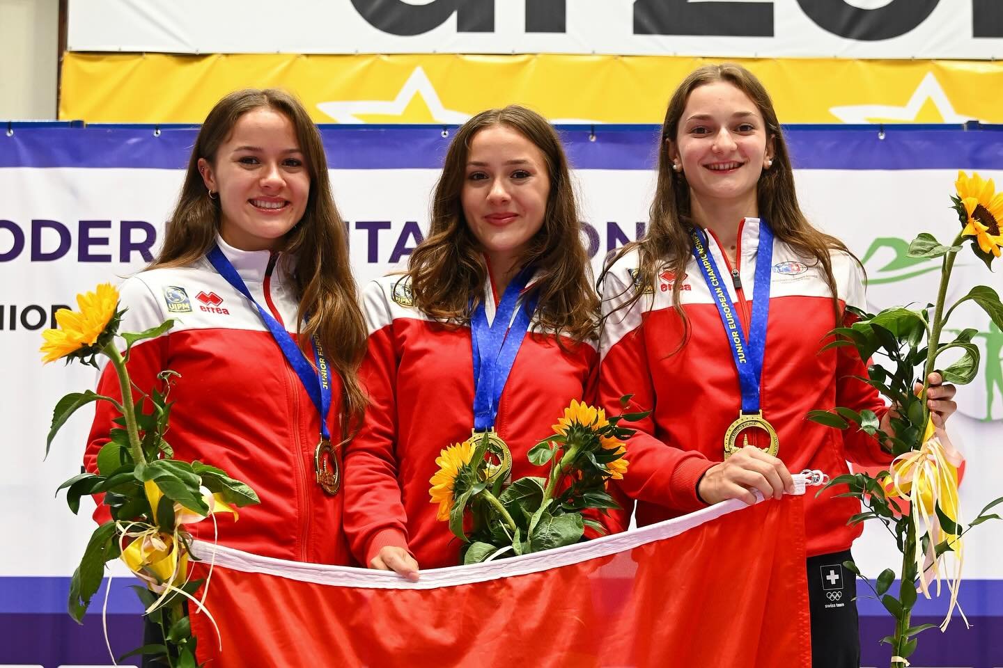junior european championships- drzonk&oacute;w, poland🇵🇱
team gold and 15th individually⭐️❤️&zwj;🔥