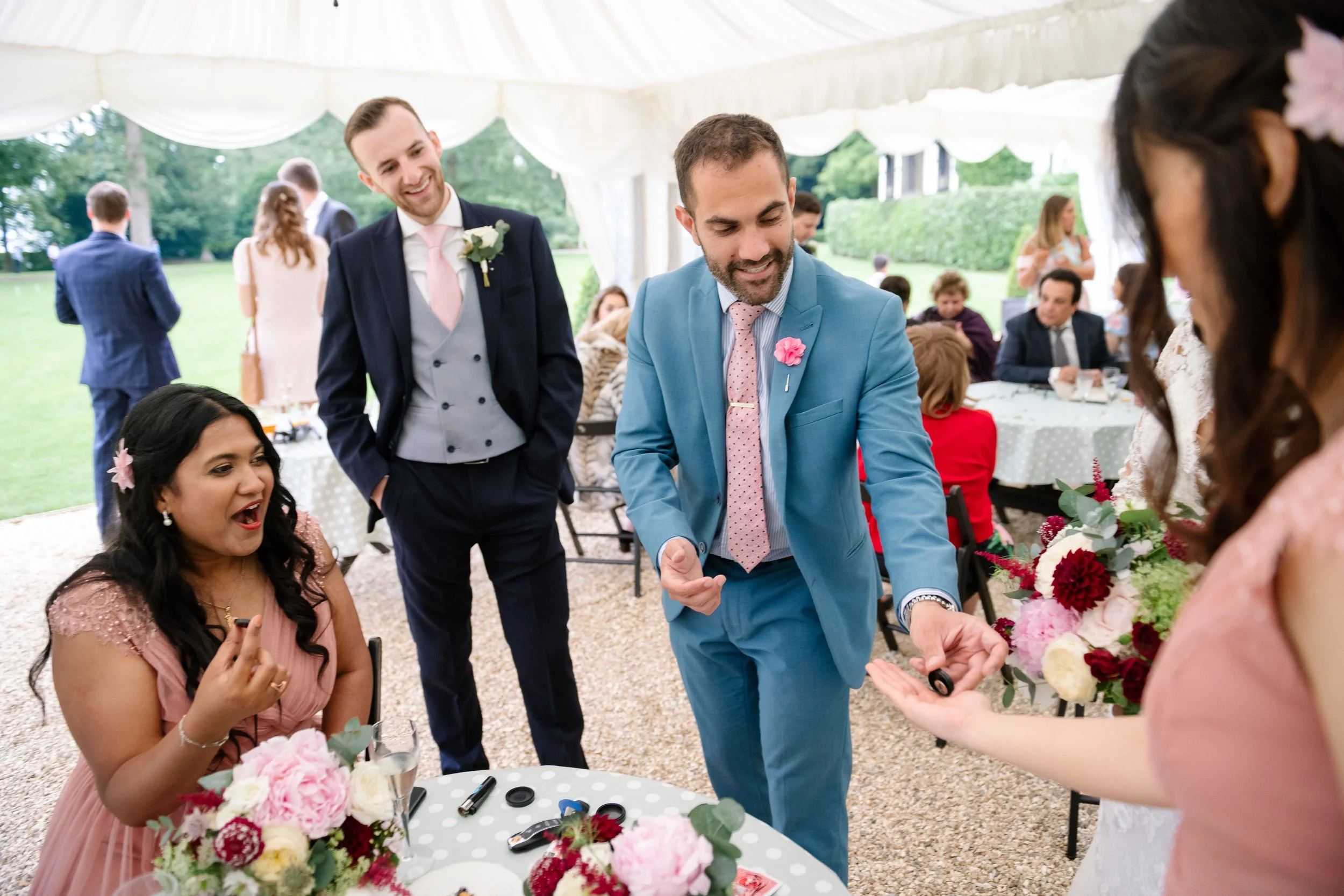 Why Your Wedding Guests Remember the Drinks Reception Most