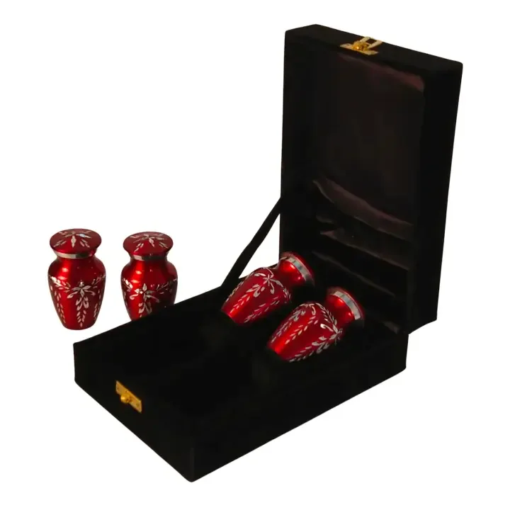 Beautiful Diamond Cut Small Mini Keepsakes Set of 4