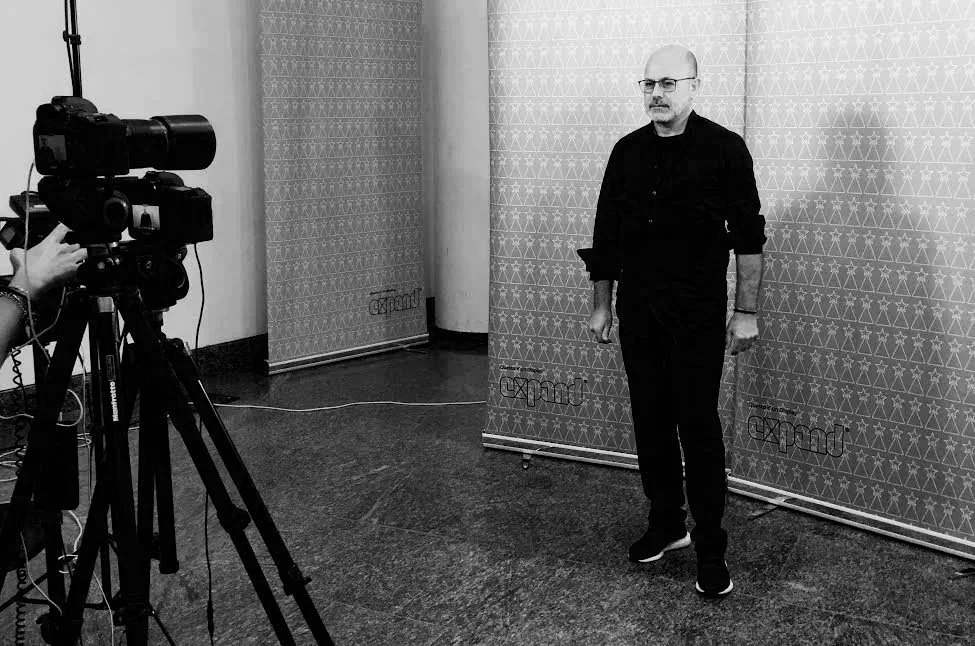 lorenzo cecchinelli, direttore creativo indipendente, mediastars, personaggio pubblico, esperto di comunicazione digital, social, immagine, moda, cosmetica, design, beauty