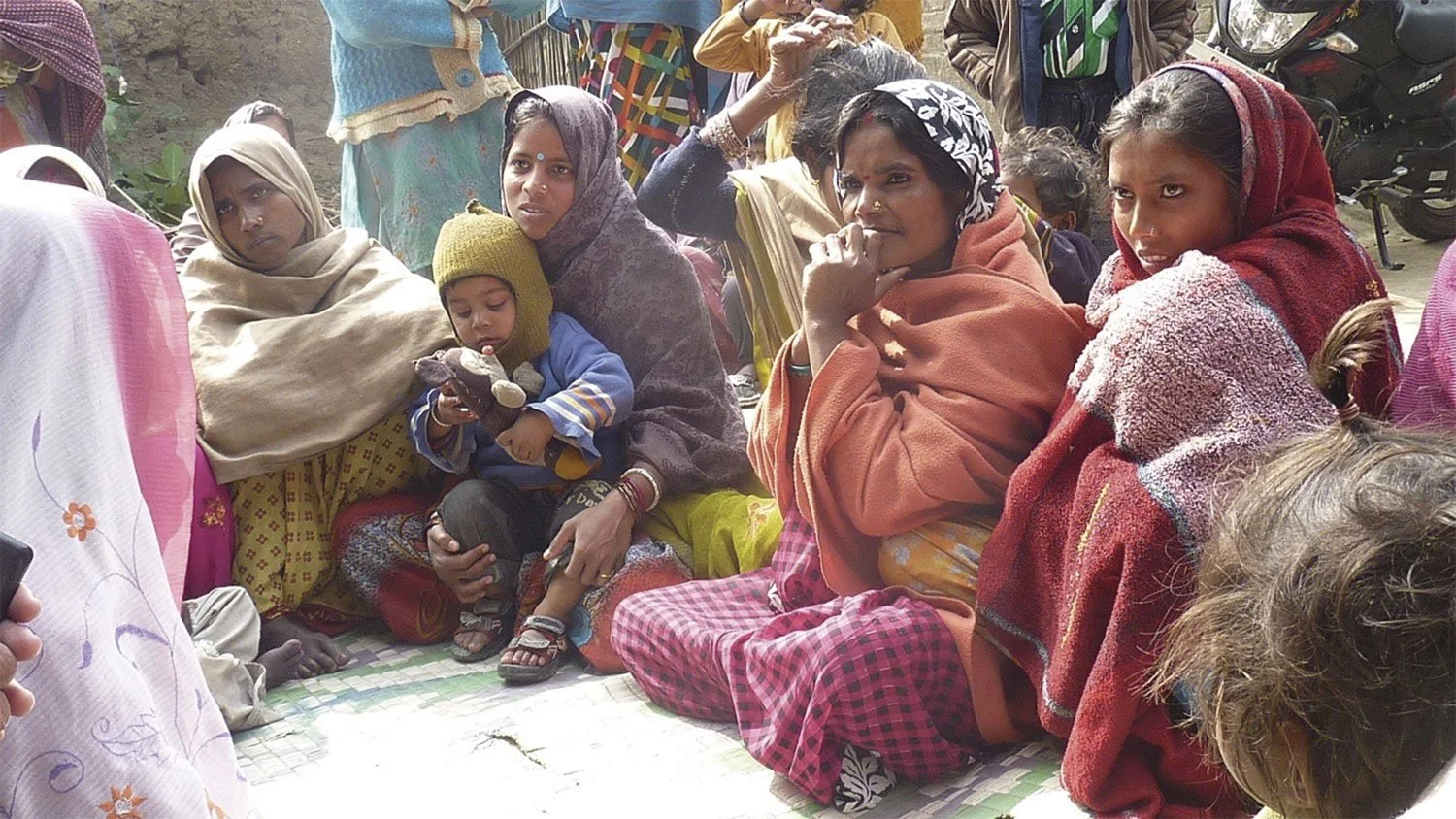 A group of landless rural women in Bihar, discussing the building of a communal toilet.