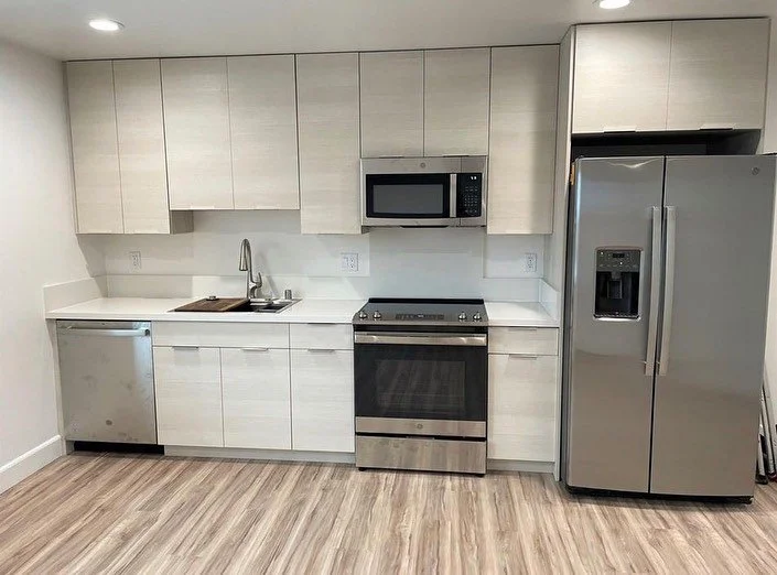 Just completed and now available for rent in Kailua. Be the first to live in this Brand New 3 bedroom 🛏 | 2 bath 🛁 home. $4,000 / month.  Please contact Carvill Sotheby's (property manager) for more info. (808) 698-6795. 

Aloha,
Your Dream Team 
w