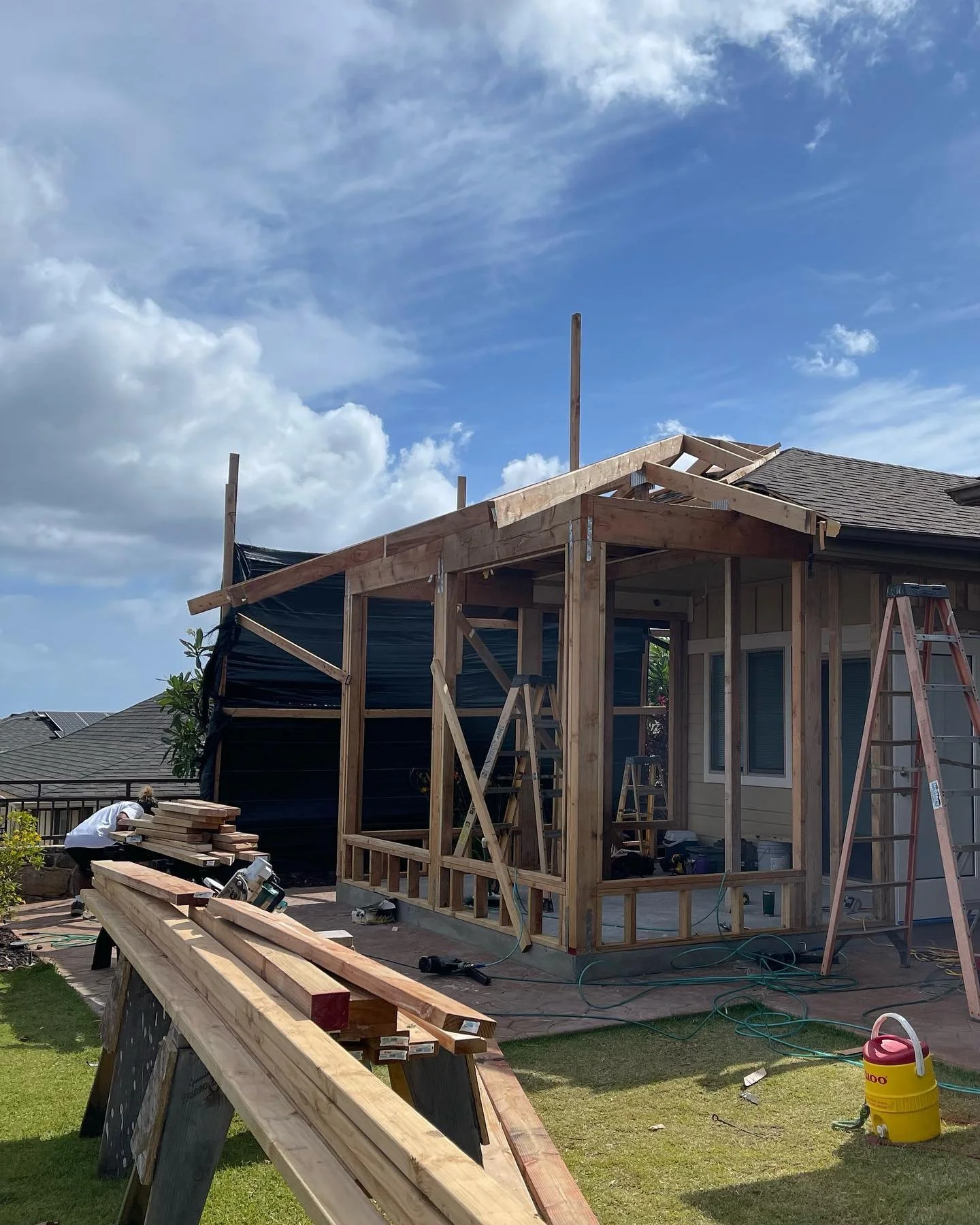 Framing for Lanai Addition in Kahiwelo🏡  #KahiweloLanaiAddition #kahiwelohomes #Kahiwelo #dhbhappycustomer #OahuBuilders #OahuRenovations #OahuContractor #OahuContractors #OahuBuilders #HawaiiContractor #HawaiiContractors #BuySellRenovateRebuild #Bu