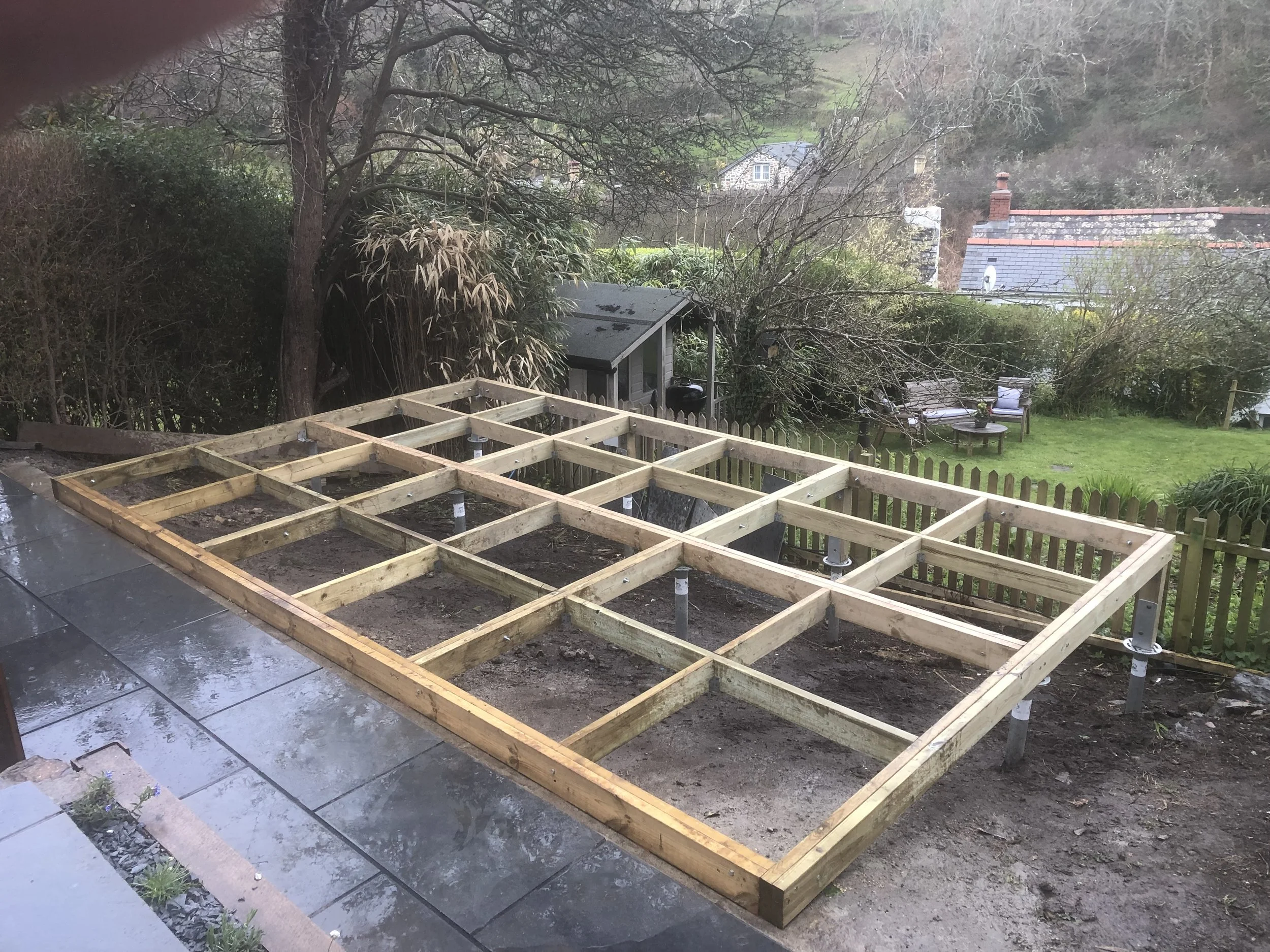 Groundscrew Solutions_gallery_timber bases 10.jpeg