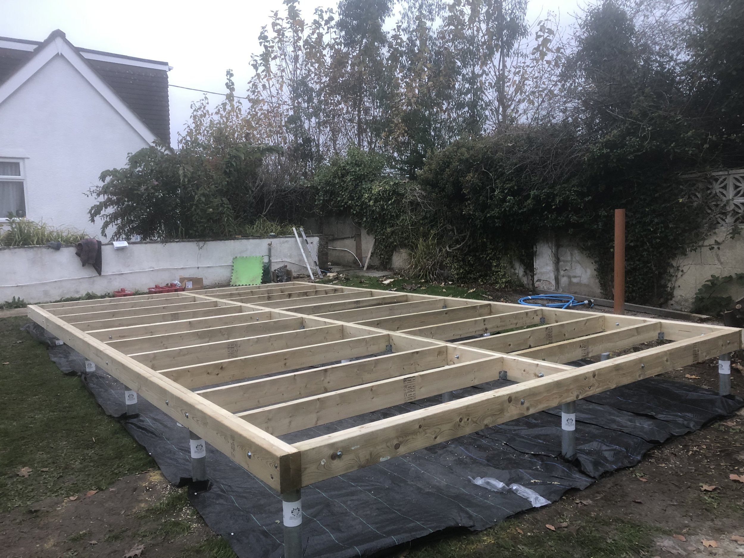 Groundscrew Solutions_gallery_timber bases 7.jpeg