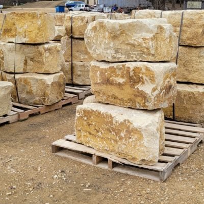 St. Croix Valley Limestone Weatheredge Outcroppings