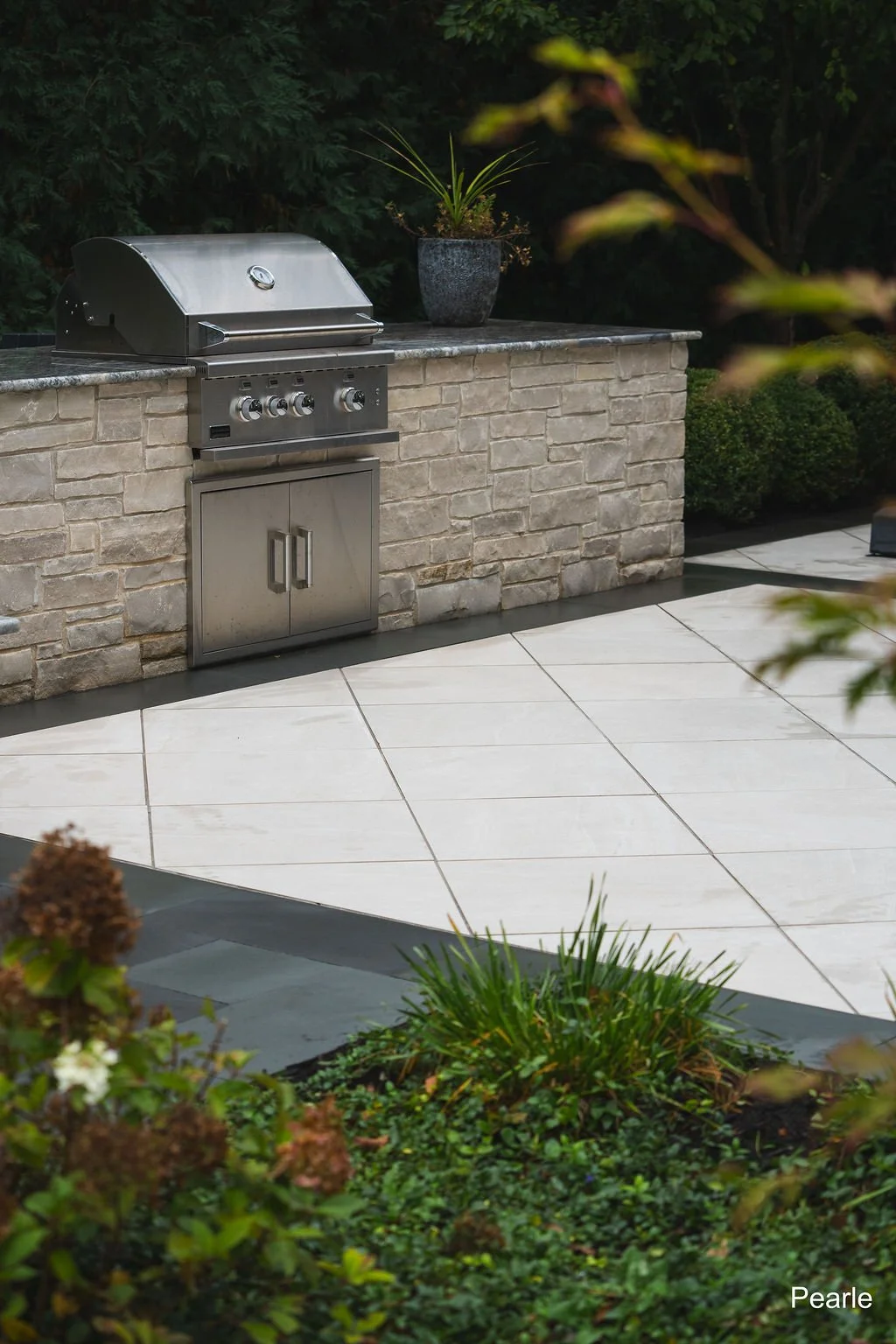 1Geoceramica_Pearle_labeled.jpg
