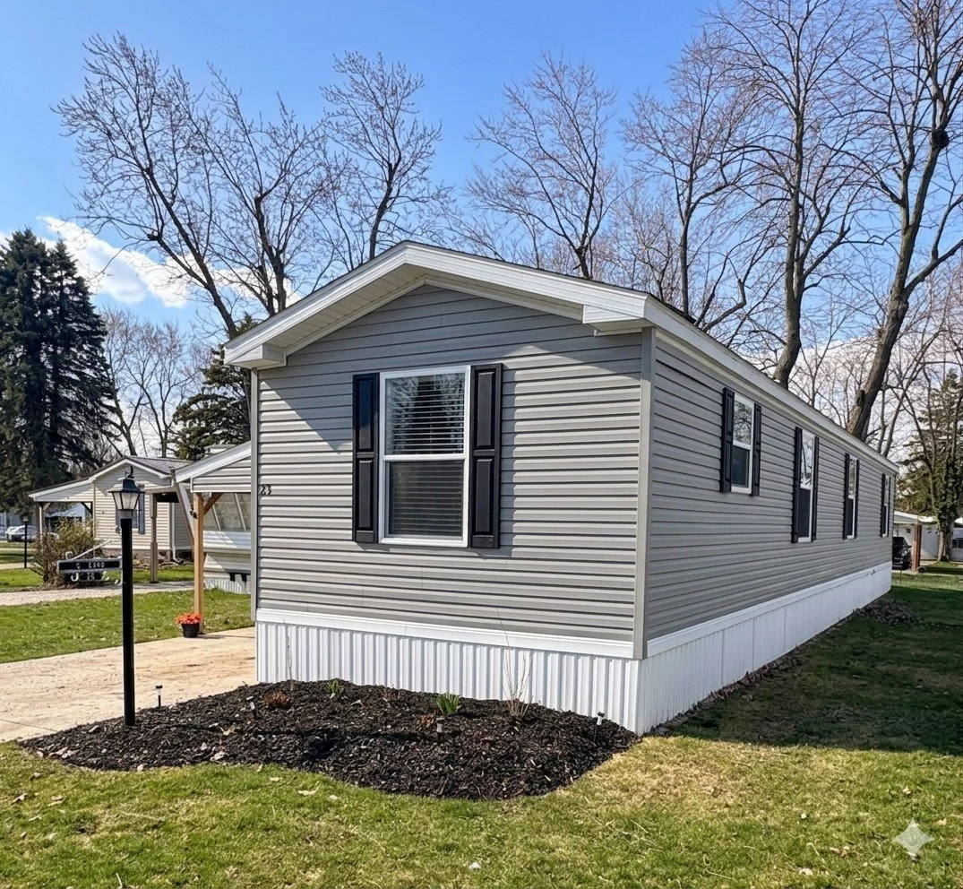 25 Oak Ln , Clarence ($114,900)