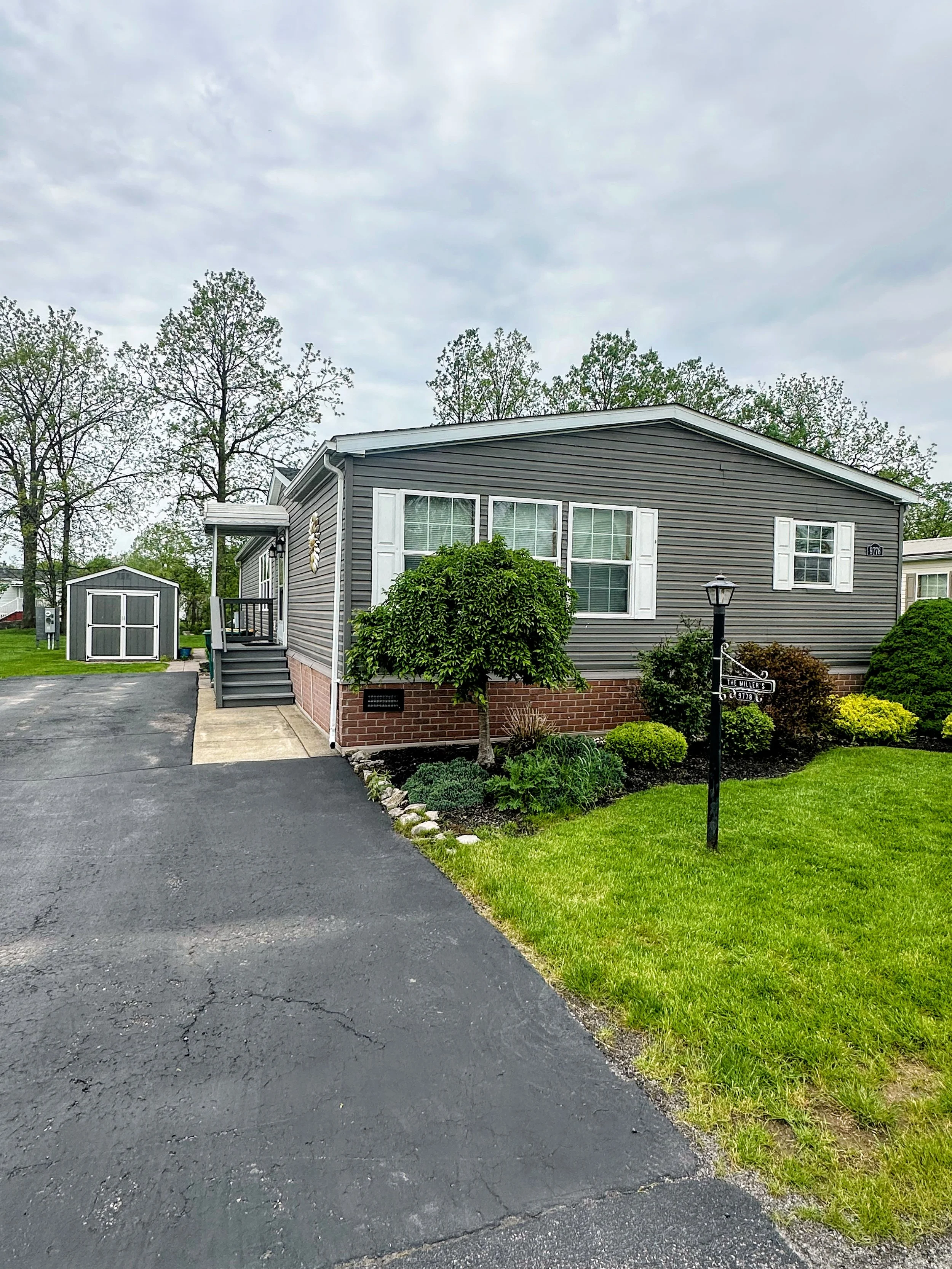9778 Tottenham Rd, $194,900 - 2006 SOLD