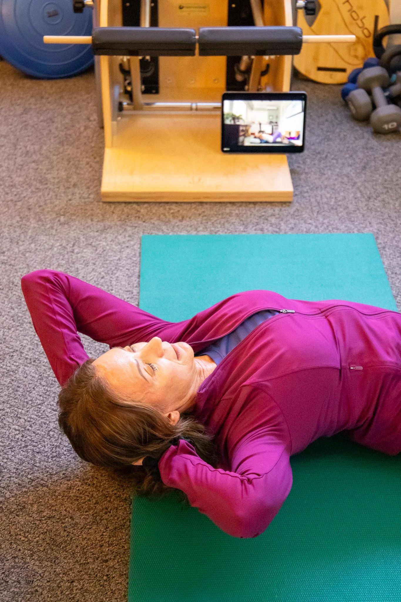 Scoliosis treatment program offered by Mary Beth Blend at BlendFit! In 6-weeks, you'll have a personalized exercise plan unique to your curve, helping you strengthen your spine to sustain and live an active life!