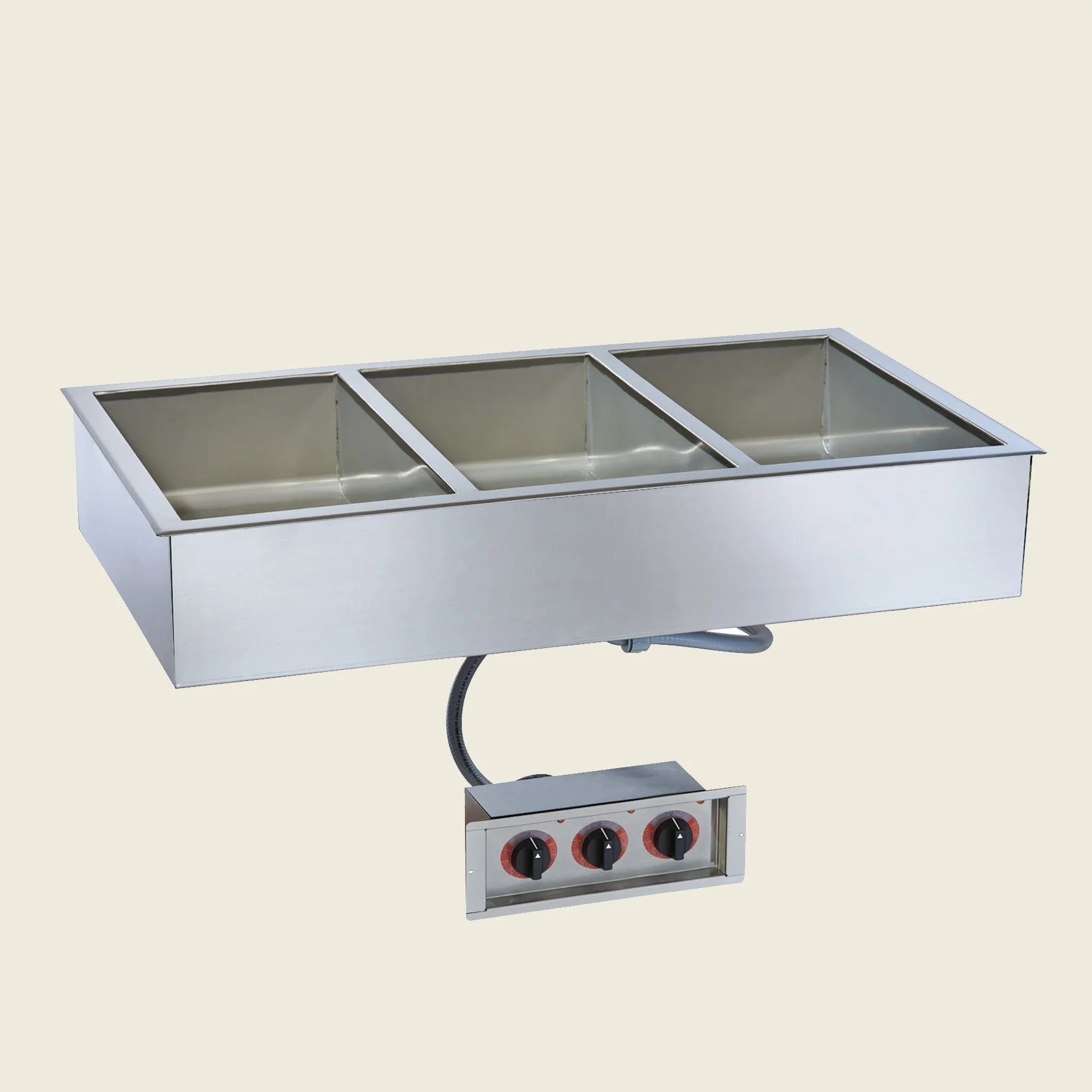 Ein rechteckiges Edelstahl-Wärmeteller mit drei separaten Fächern und einem Kontrollpanel mit drei Drehknöpfen.