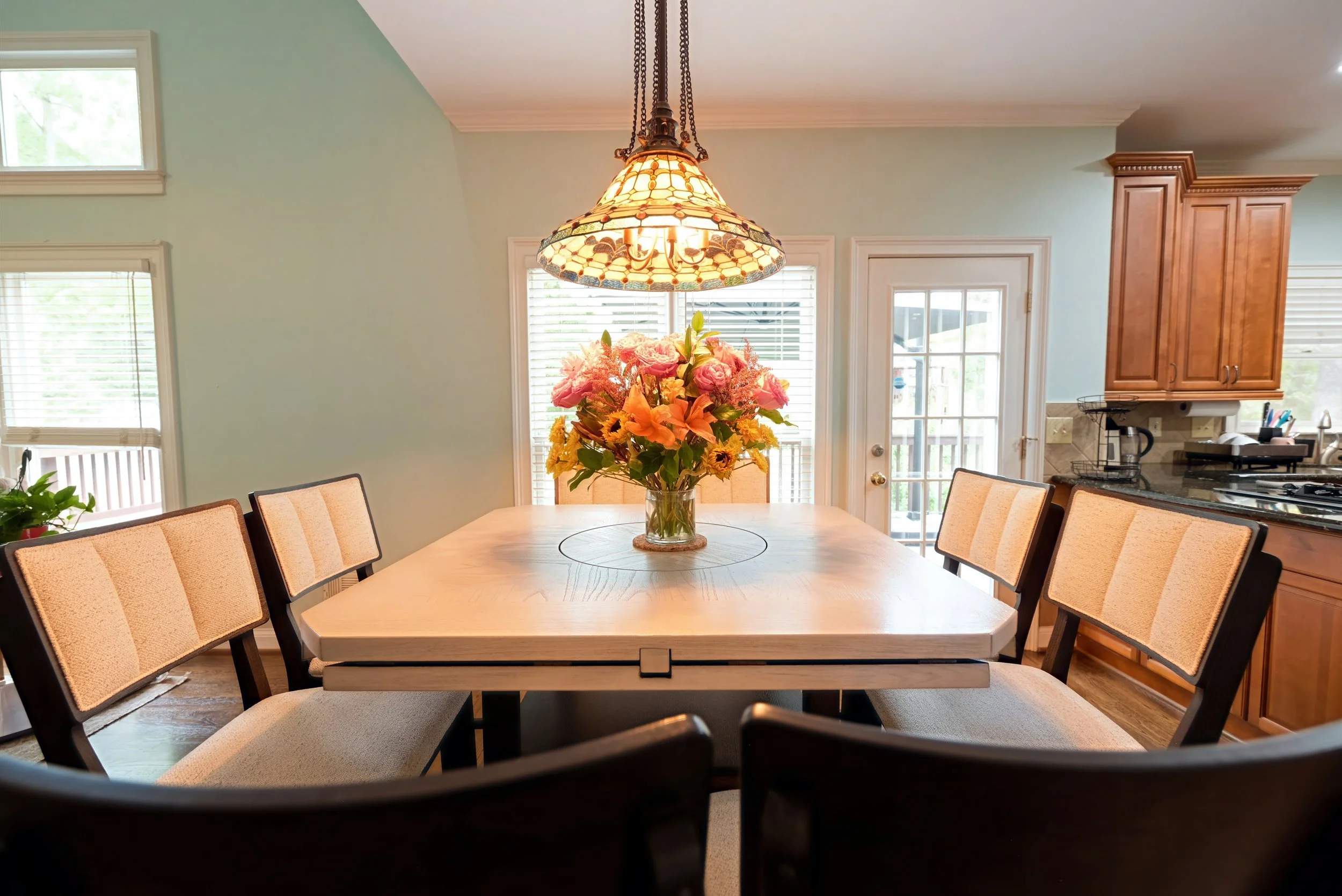 1055_whtrail_kitchen_1.2.jpg