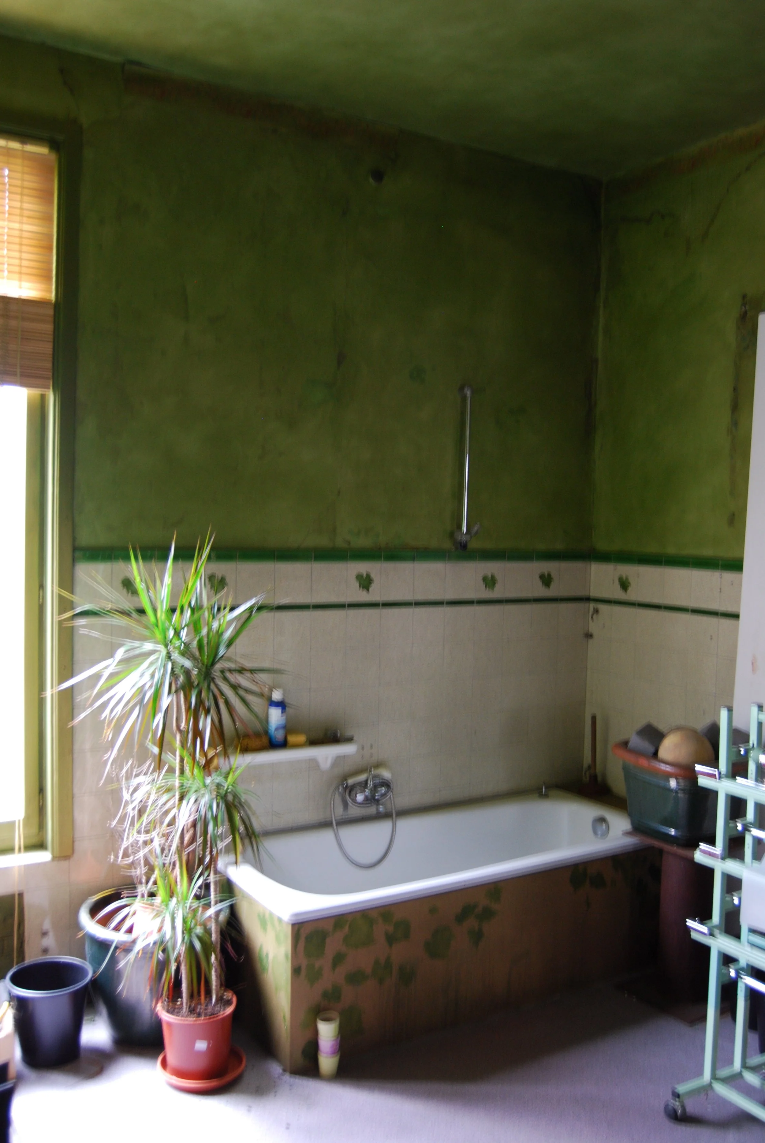 groene patine. schildertechniek, schilderdecoratie, badkamer schilderen, behandelen tegen vocht. schilder in Vlaanderen en Brussel. 
