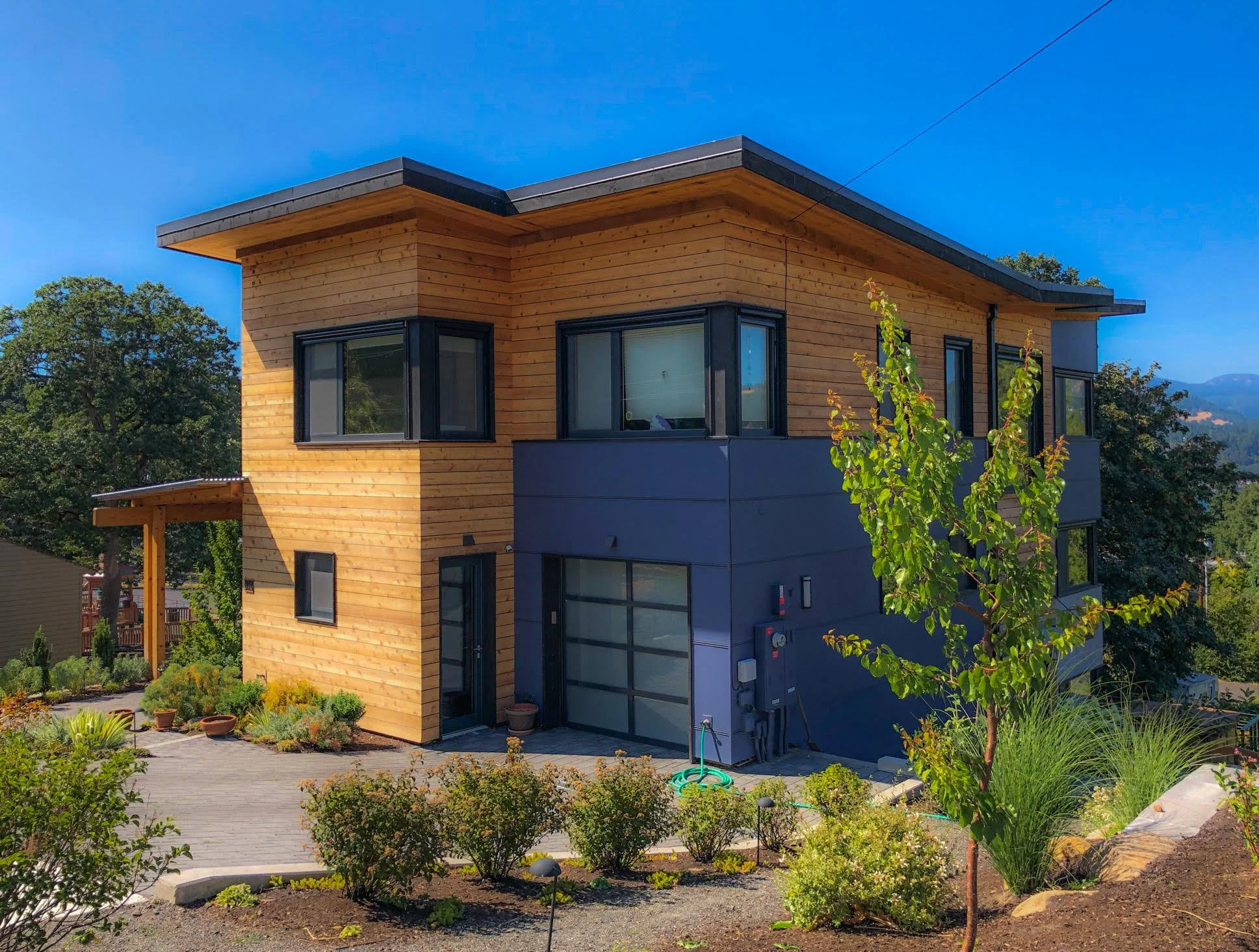02_Front Ext 3.jpg