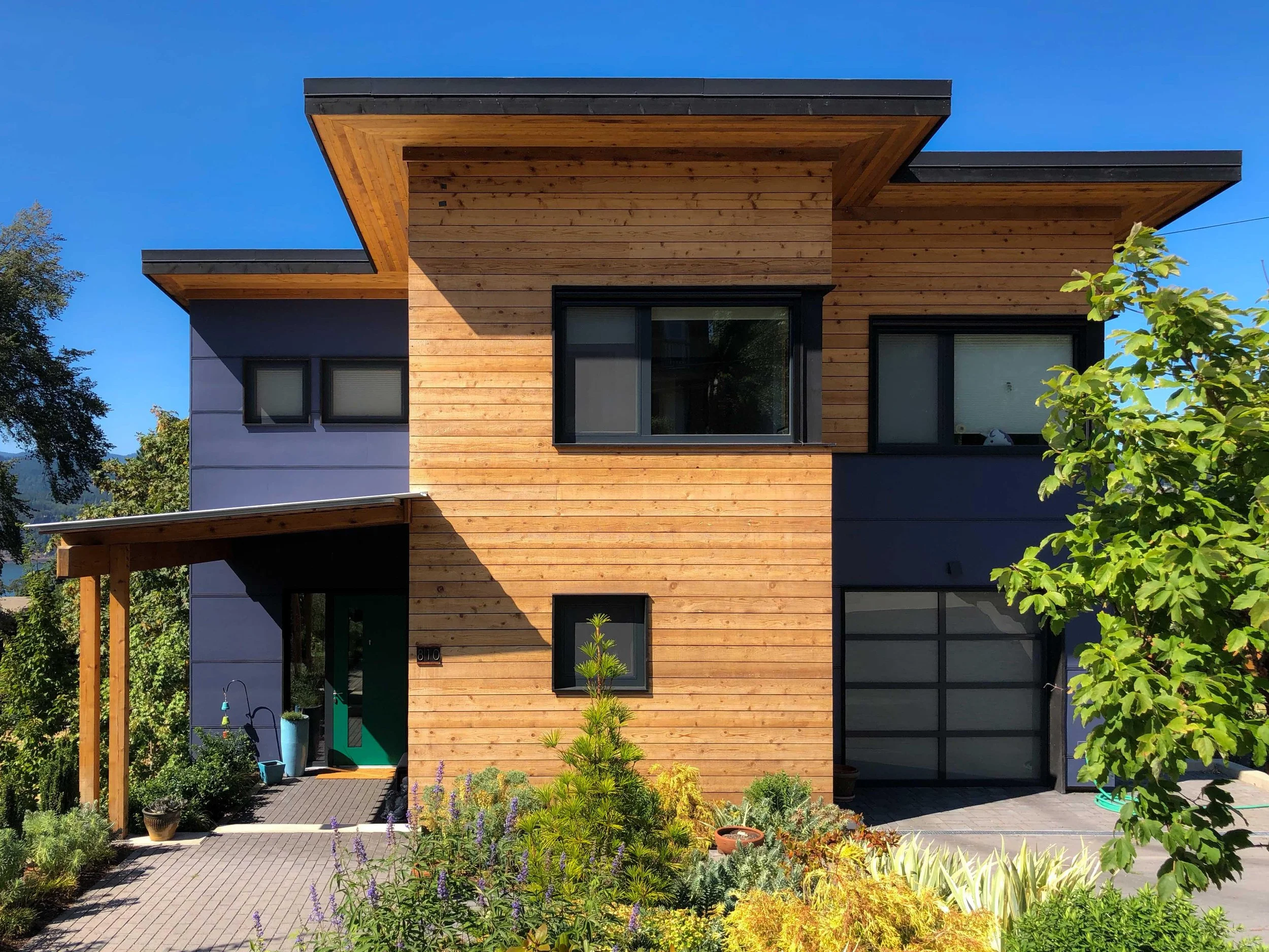 01_Front Ext 1.jpg
