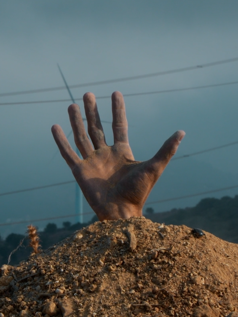 Donde Descansan los Recuerdos (2024)