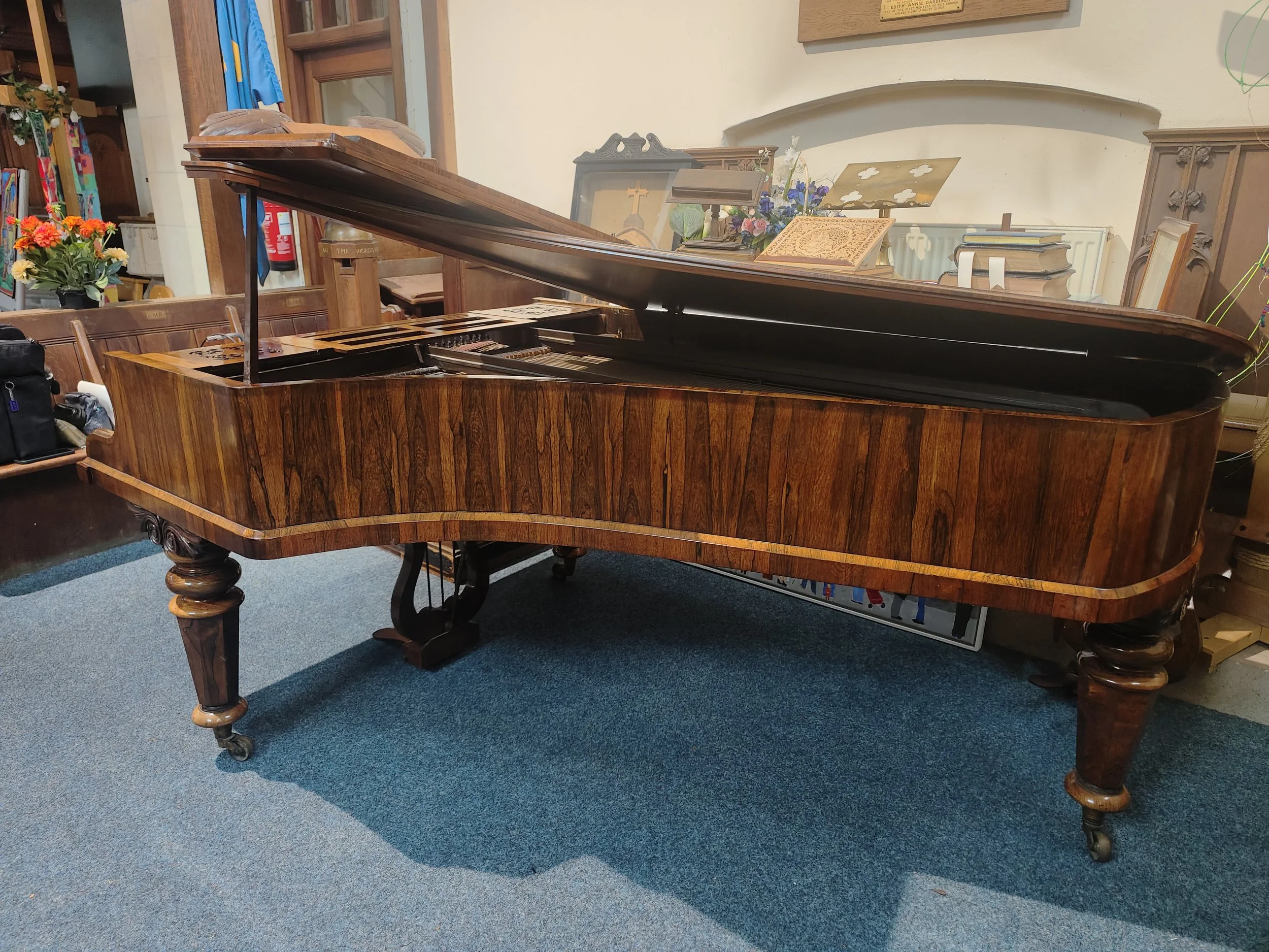 Broadwood & Sons fortepiano from 1860. Music That Lives. The Tonal Composers' Society.
