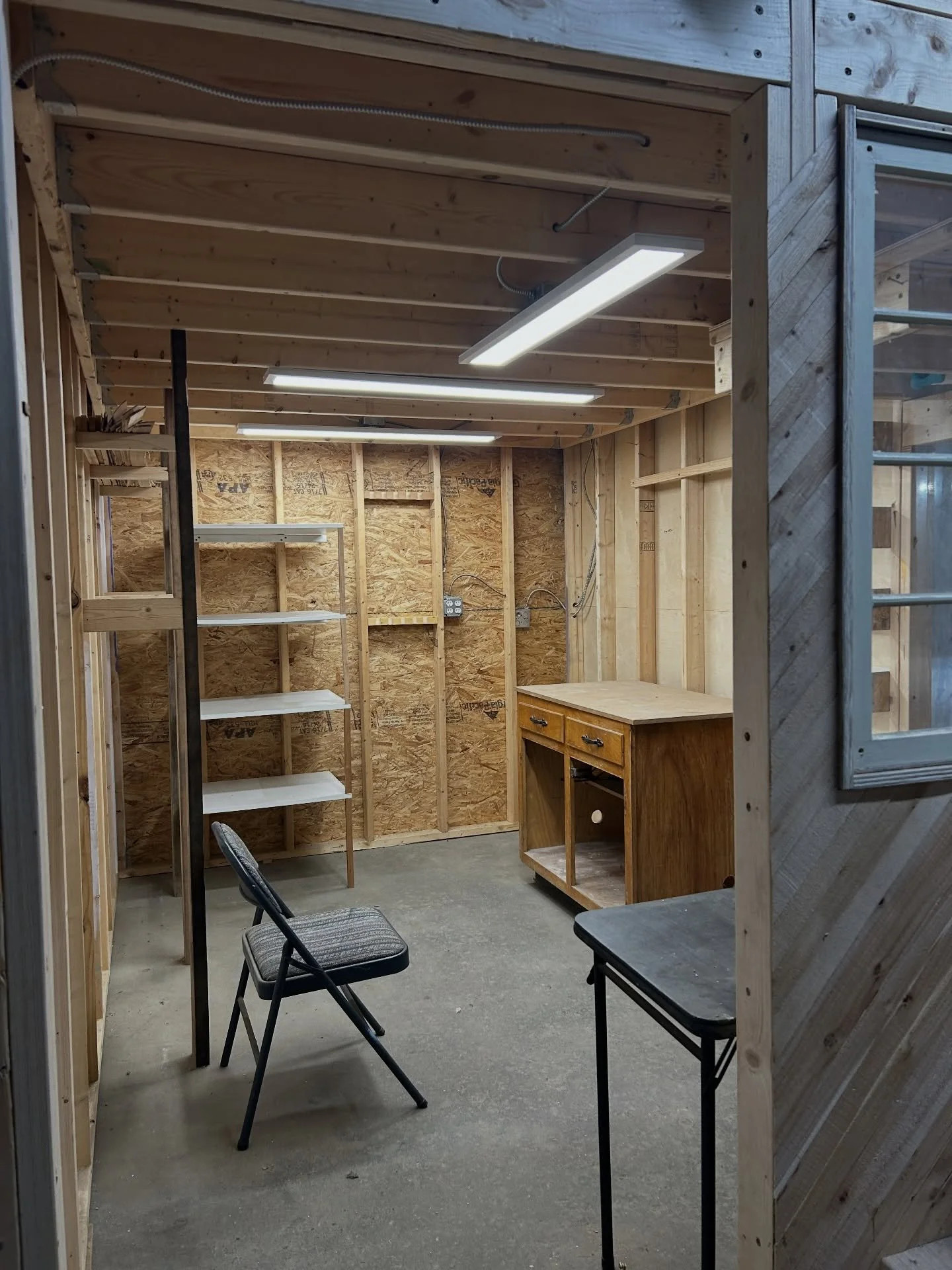 Two studio spaces coming up available 👀

Theres something different about having your own studio. It&rsquo;s a space to go where you can be as creative, focused  or locked in with all of your tools exactly where they should be. 

This doesn&rsquo;t 