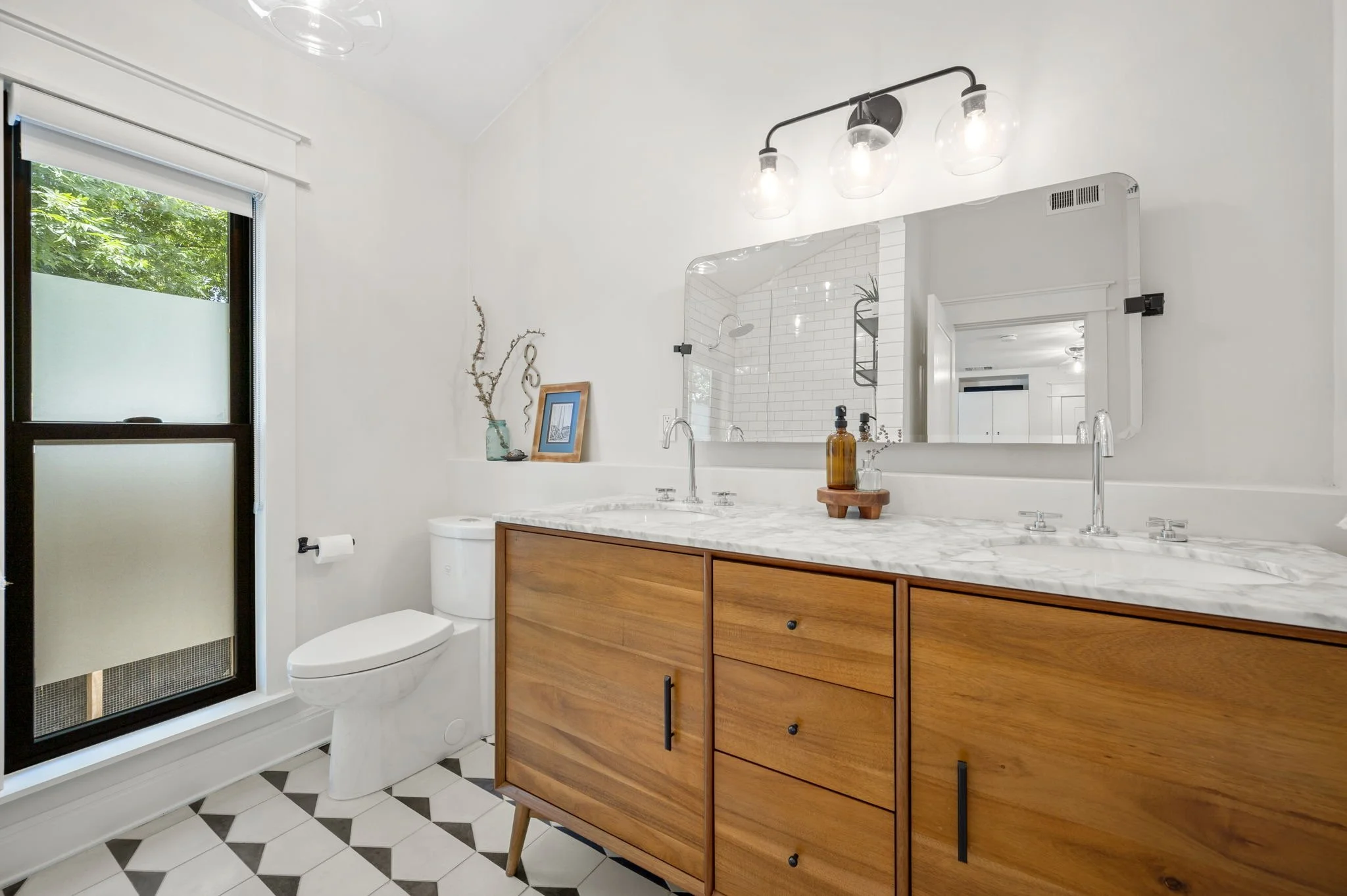 Photo Sep 14 2024, 7 58 57 PM (19).jpg