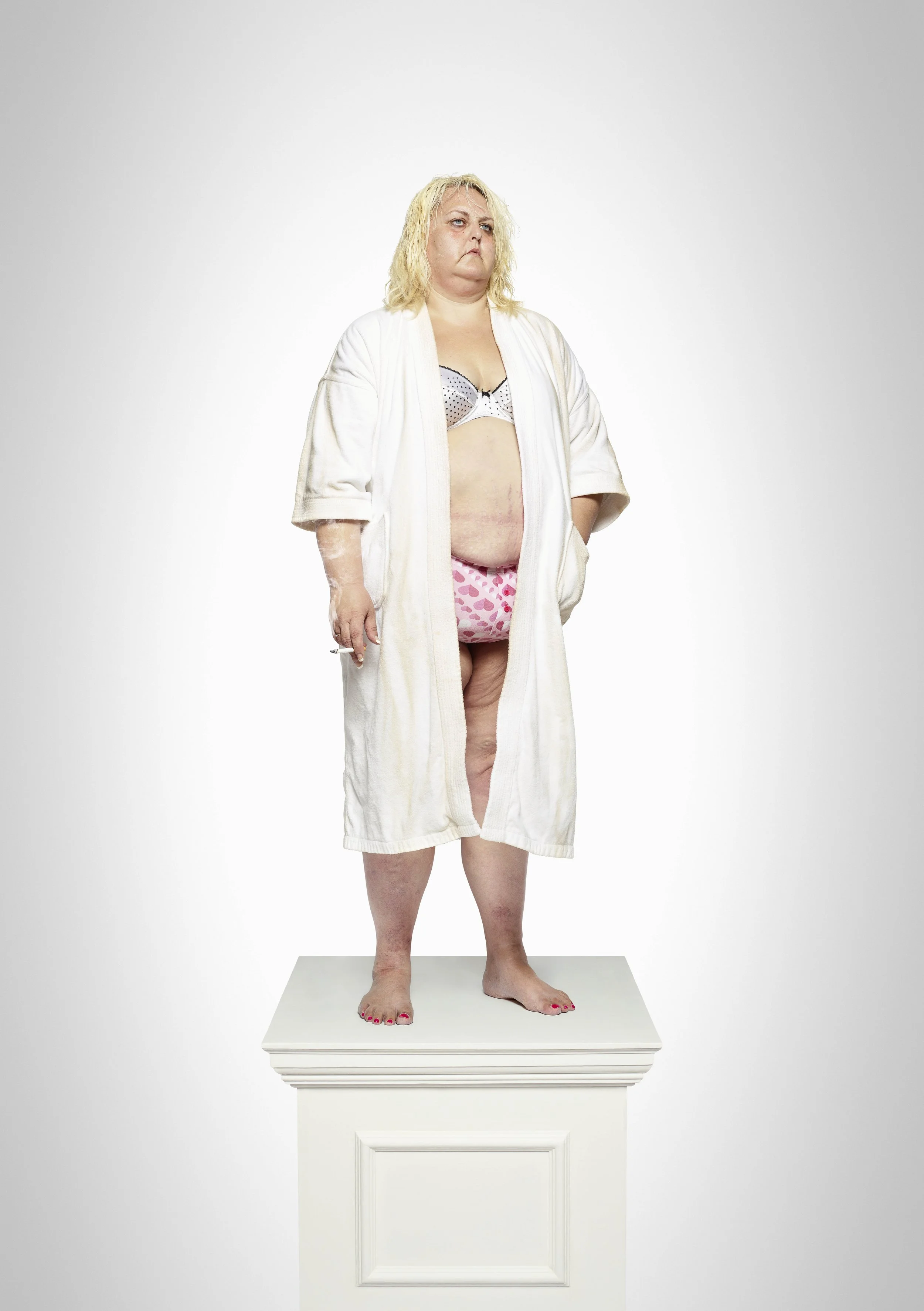 Statue, 2011, C-Print, 40 x 30 in