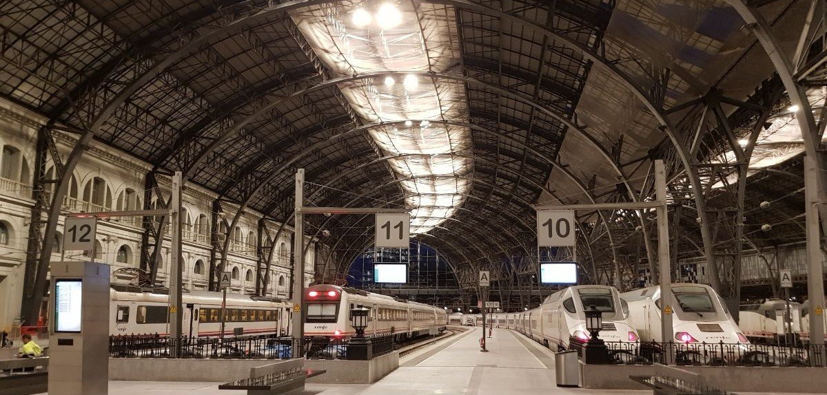 📍Kender du Estació de França? – meget mere end en togstation