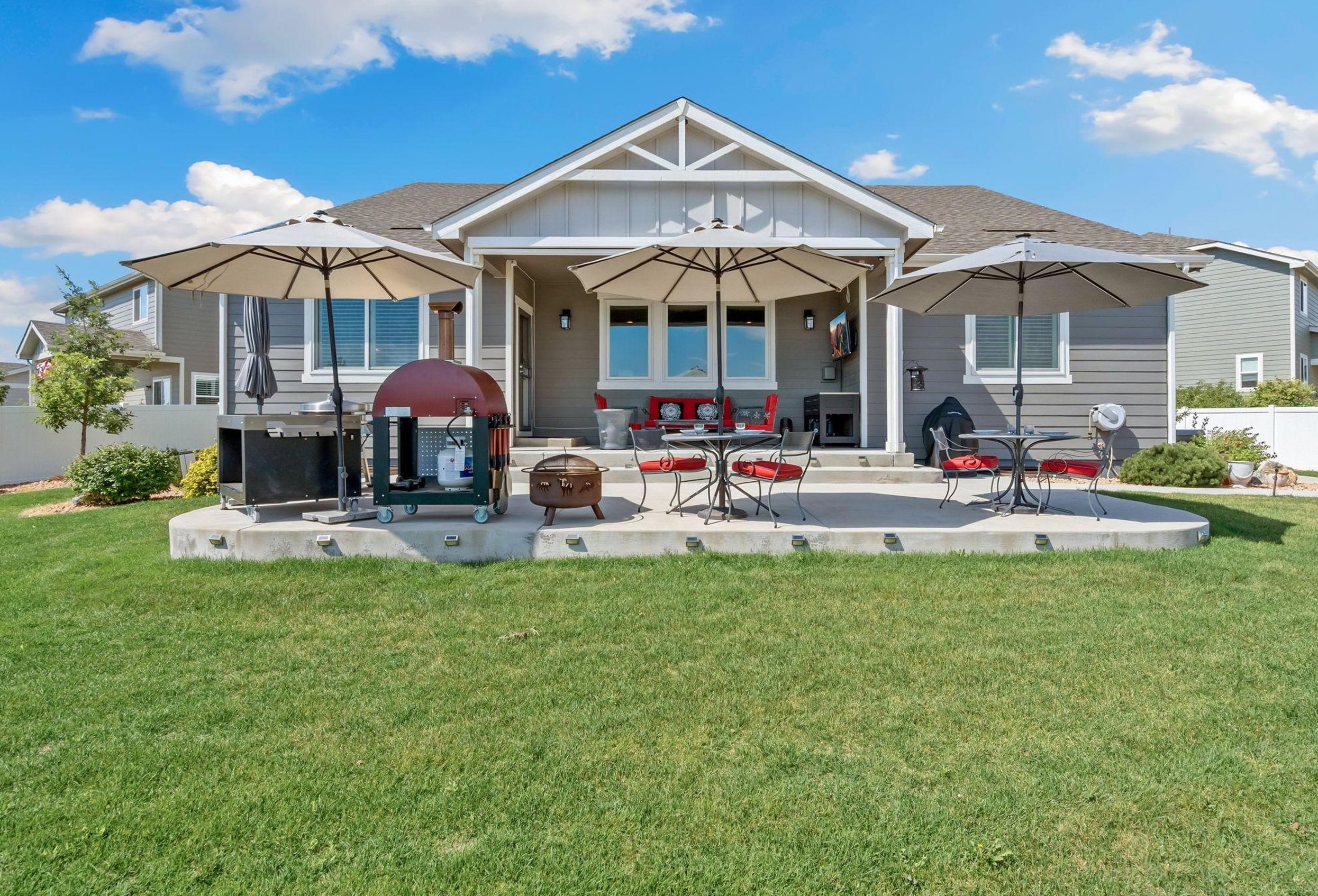4553 Bishopsgate Dr | Windsor