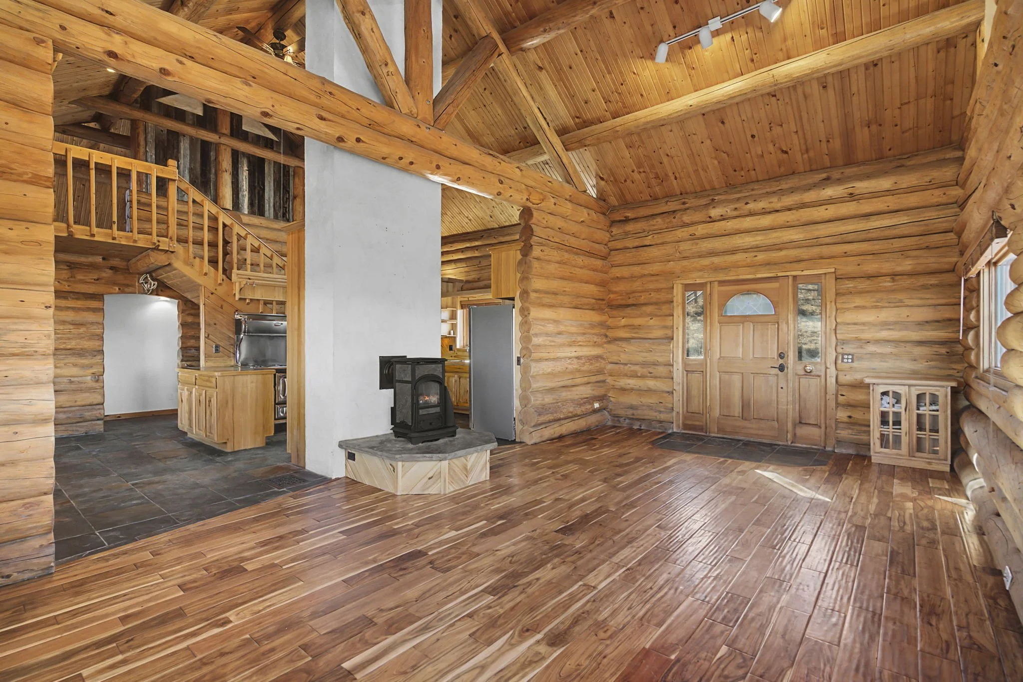 7_905 Stratton Park Rd 7.jpg