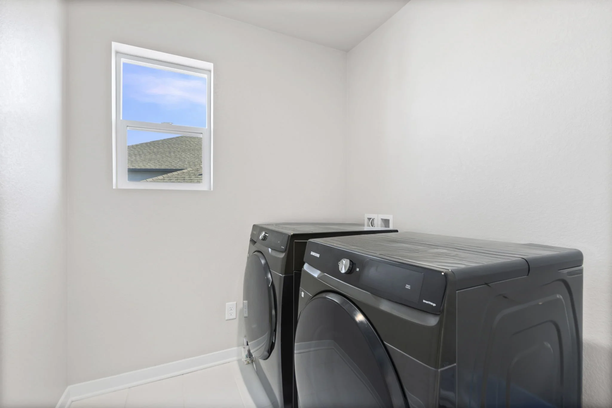 28-web-or-mls-5233 Second Ave 28.jpg