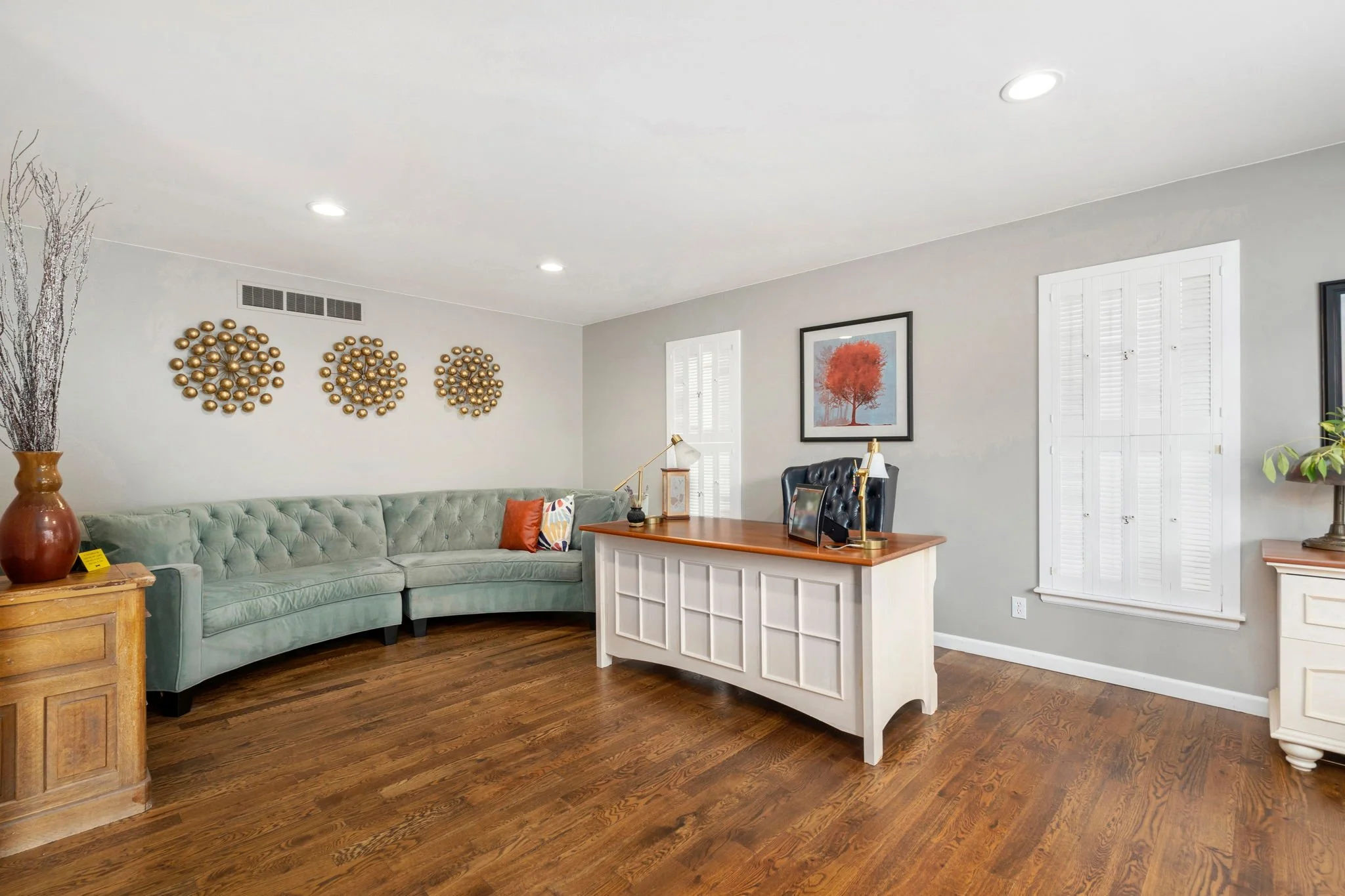 6-web-or-mls-1204 Parkwood Dr 6.jpg