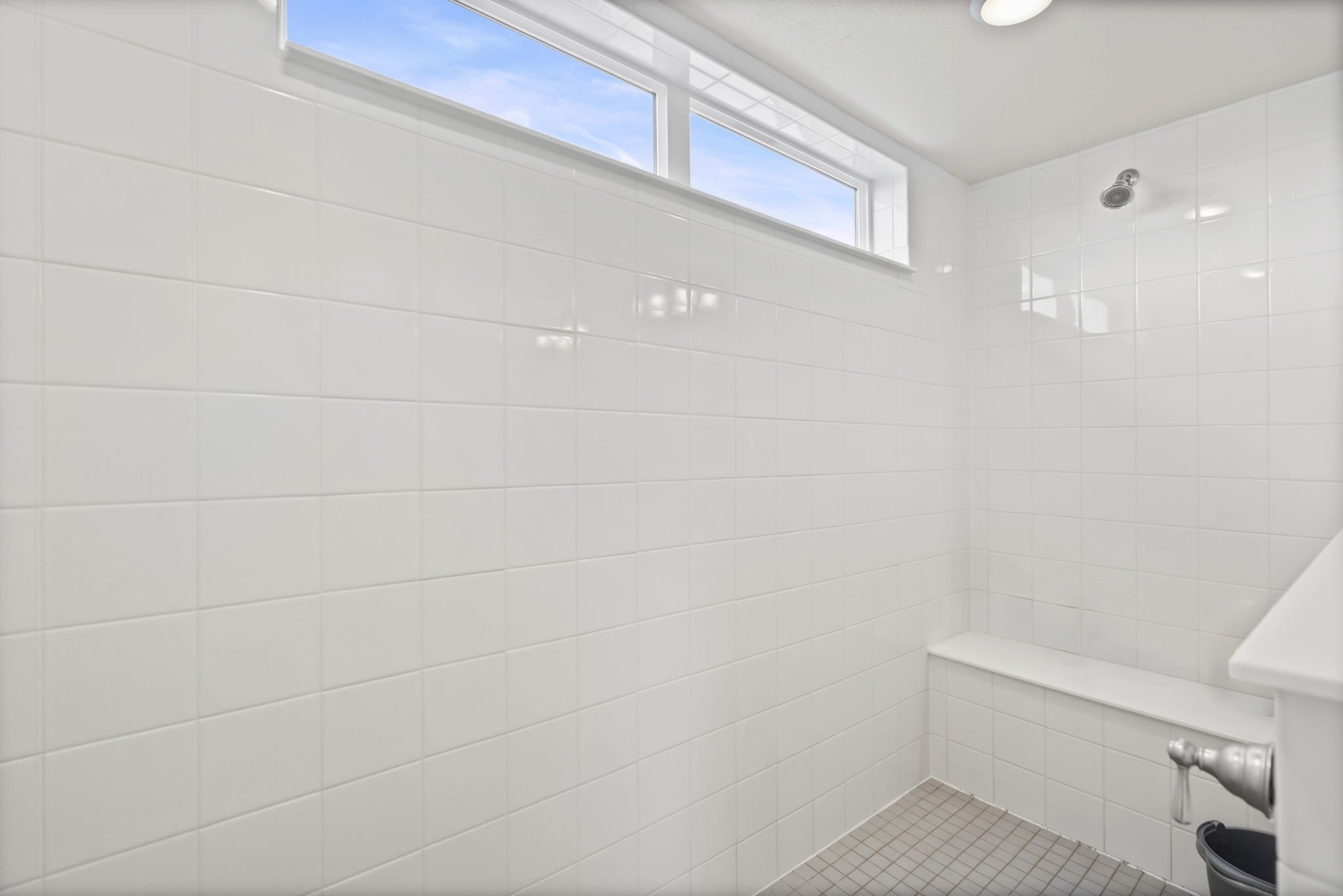 22-web-or-mls-5233 Second Ave 22.jpg