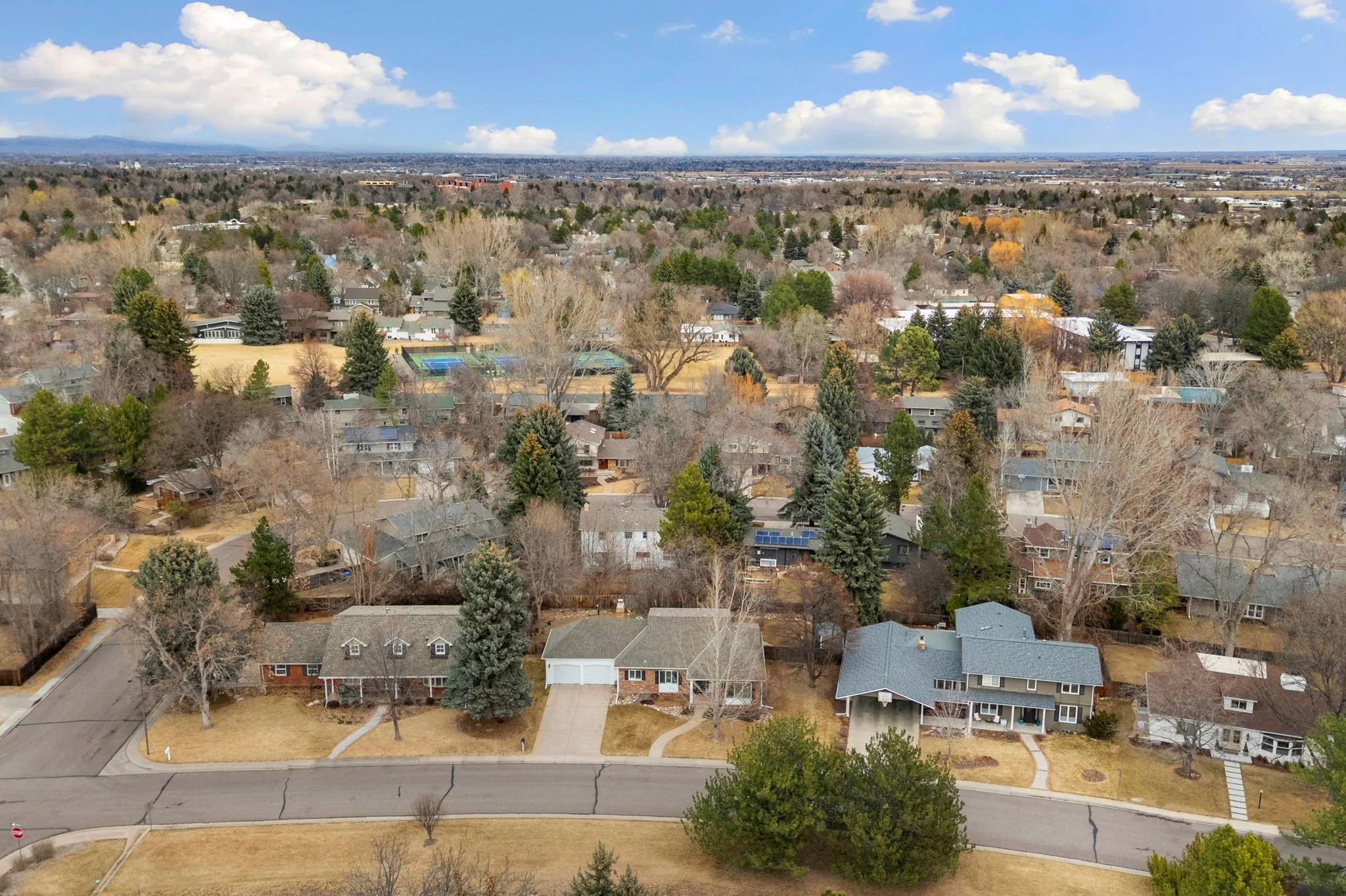 51-web-or-mls-1204 Parkwood Dr 51.jpg