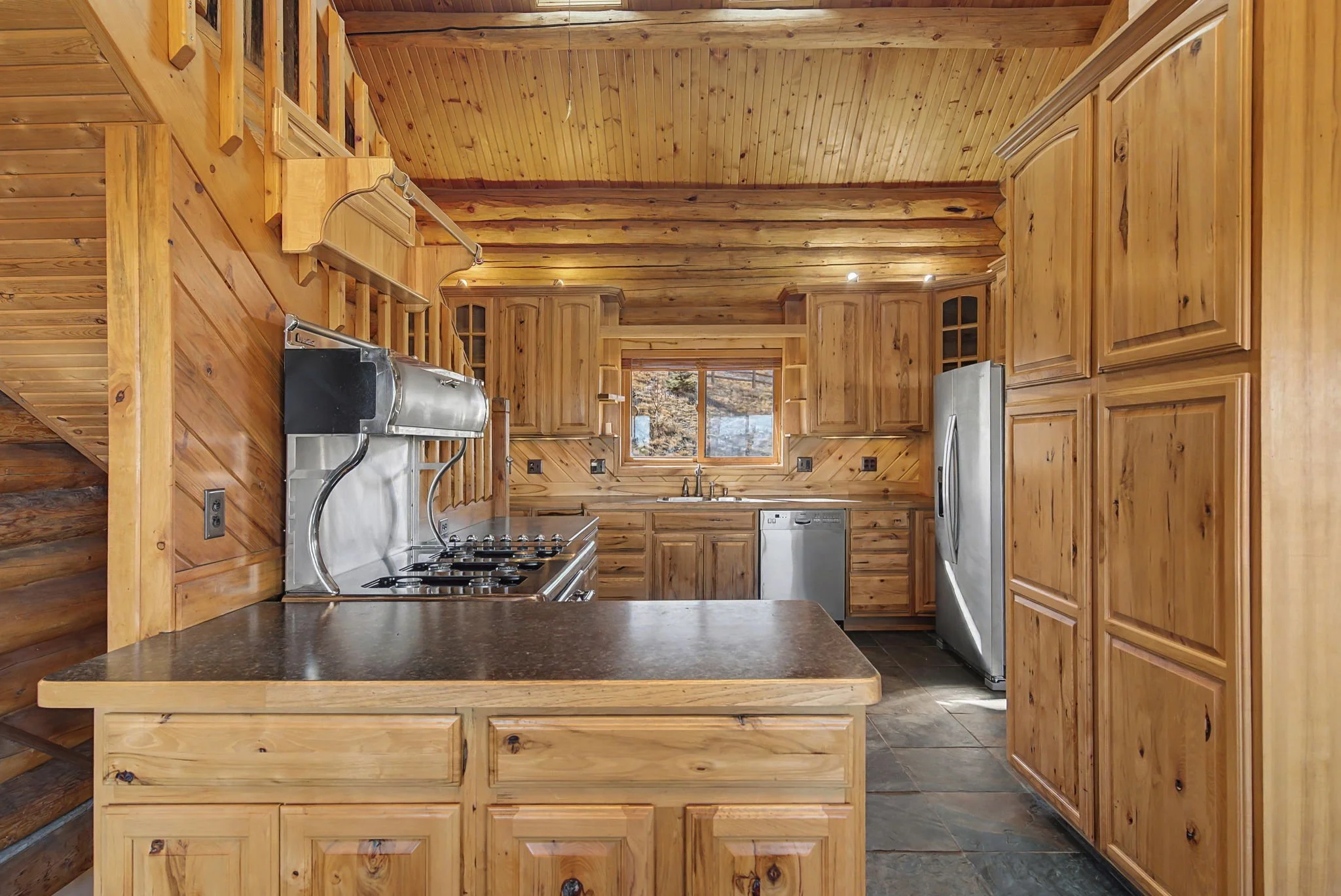 11_905 Stratton Park Rd 11.jpg