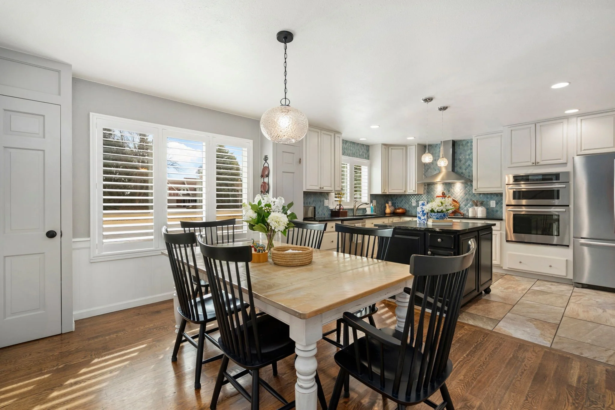 11-web-or-mls-1204 Parkwood Dr 11.jpg