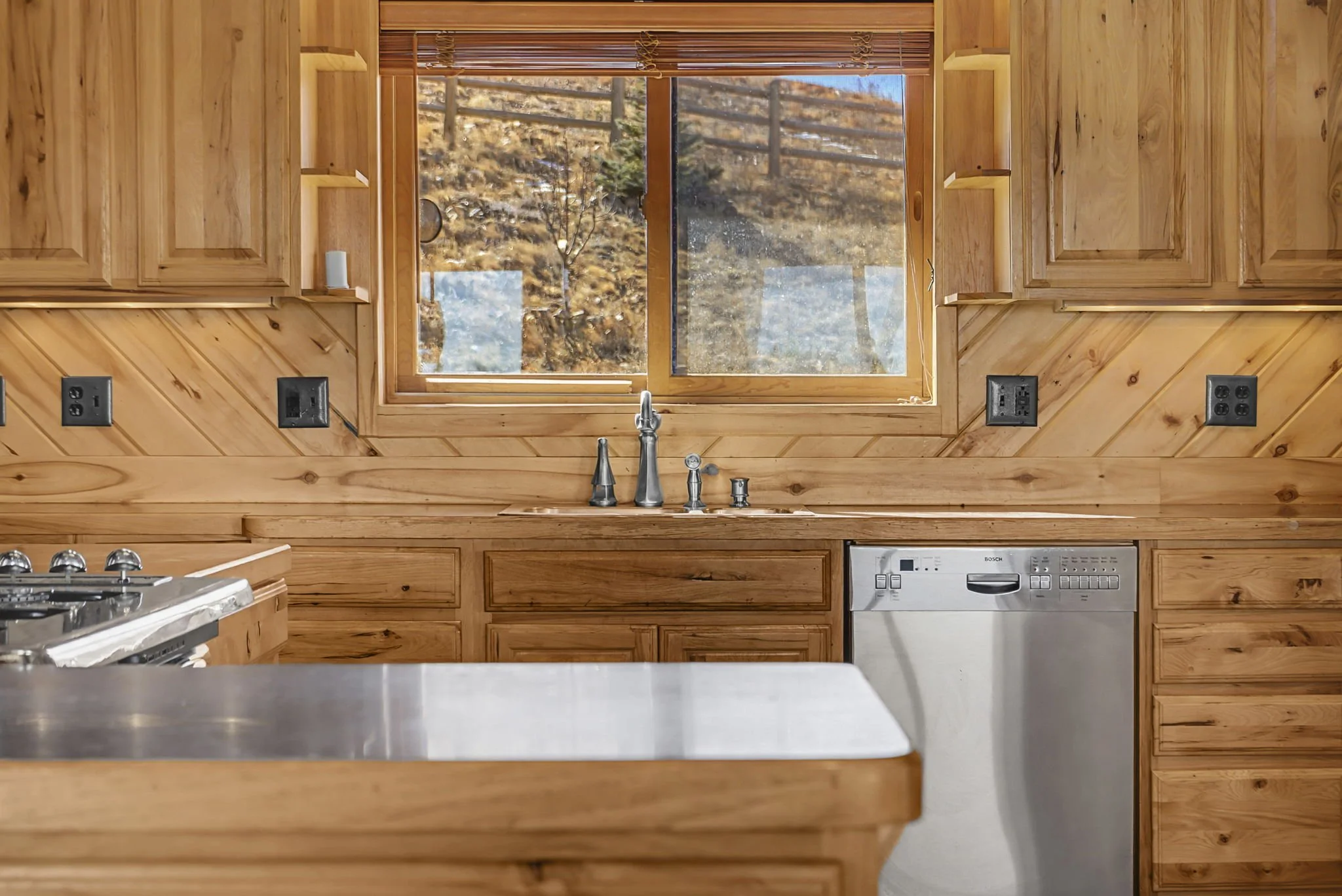 17_905 Stratton Park Rd 17.jpg