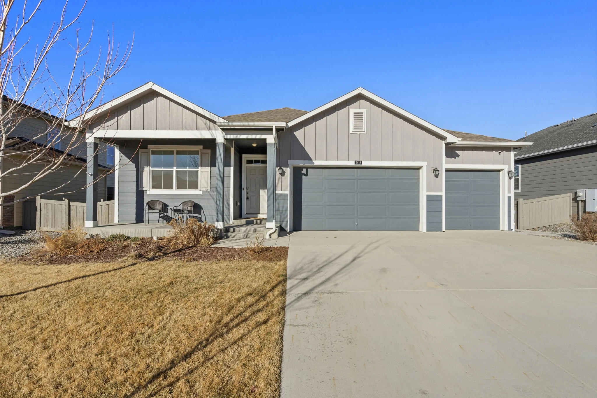 1-web-or-mls-1413 Westport Ave 1.jpg