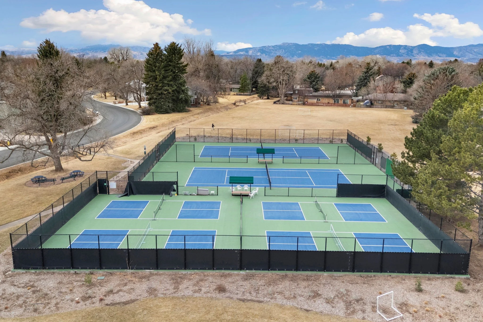 57-web-or-mls-1204 Parkwood Dr 57.jpg