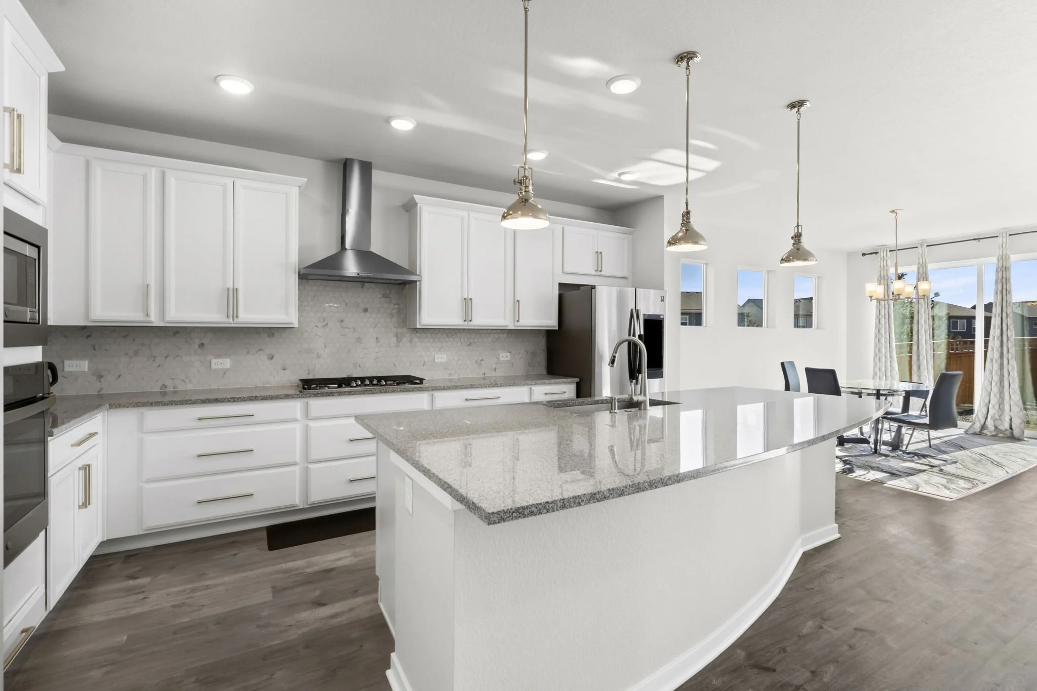 7-web-or-mls-5233 Second Ave 7.jpg