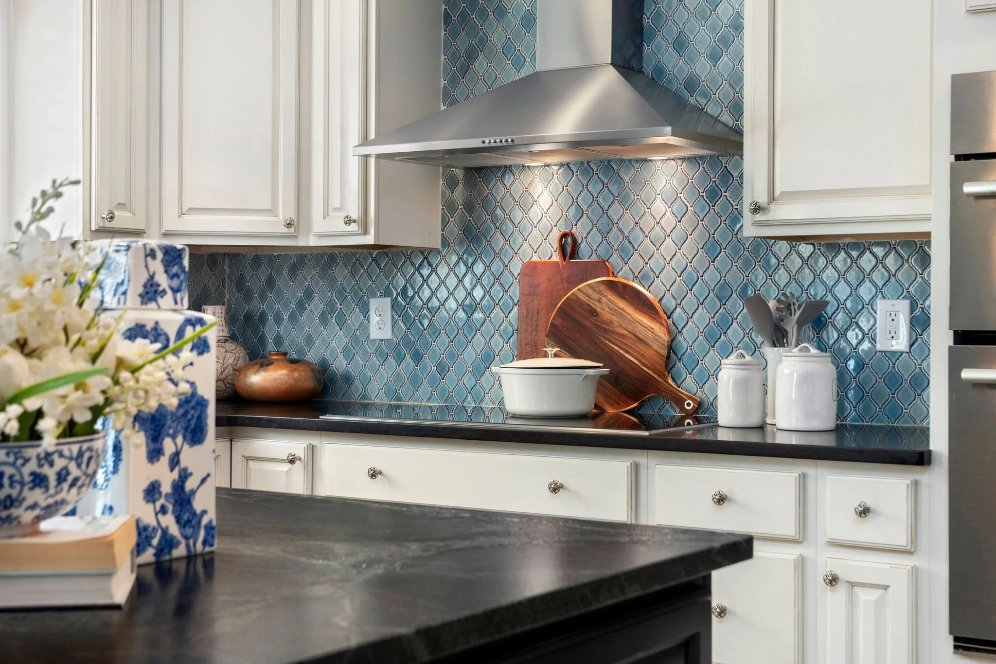 20-web-or-mls-1204 Parkwood Dr 20.jpg