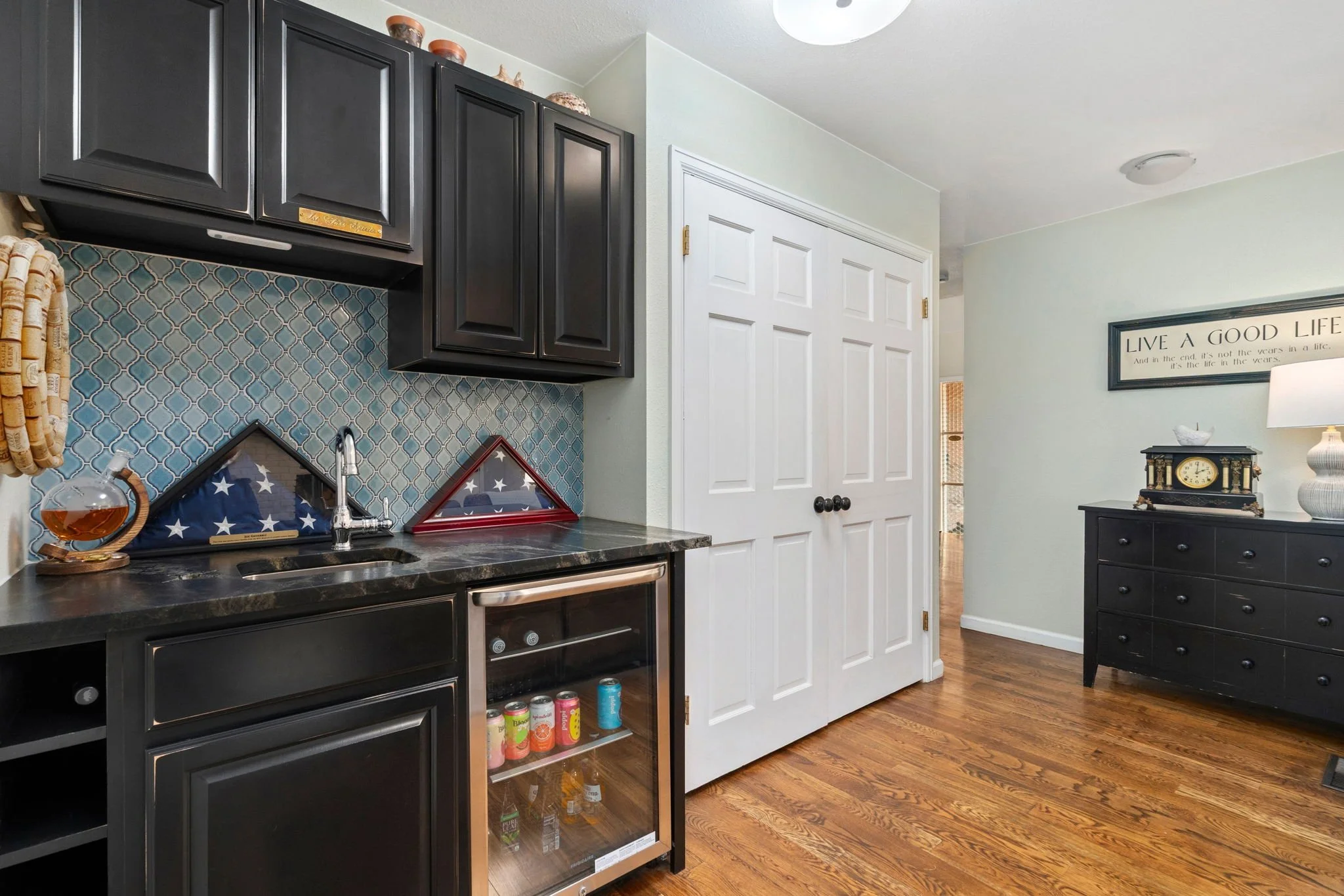 26-web-or-mls-1204 Parkwood Dr 26.jpg