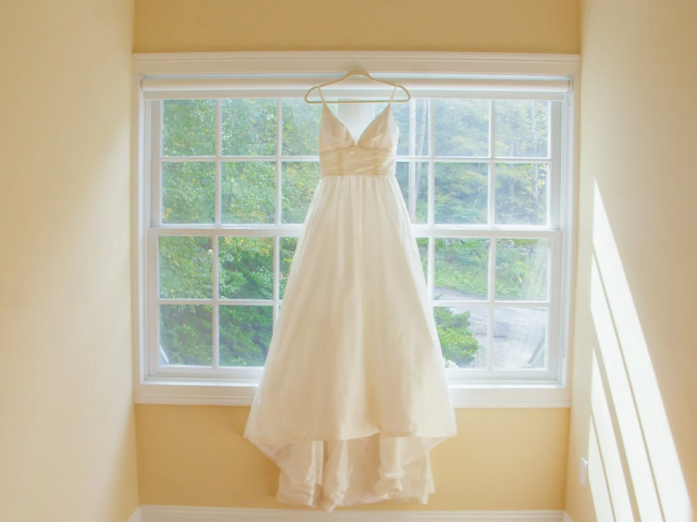 First Look vs Aisle Reveal: Which Is Better for a Wedding Video? 