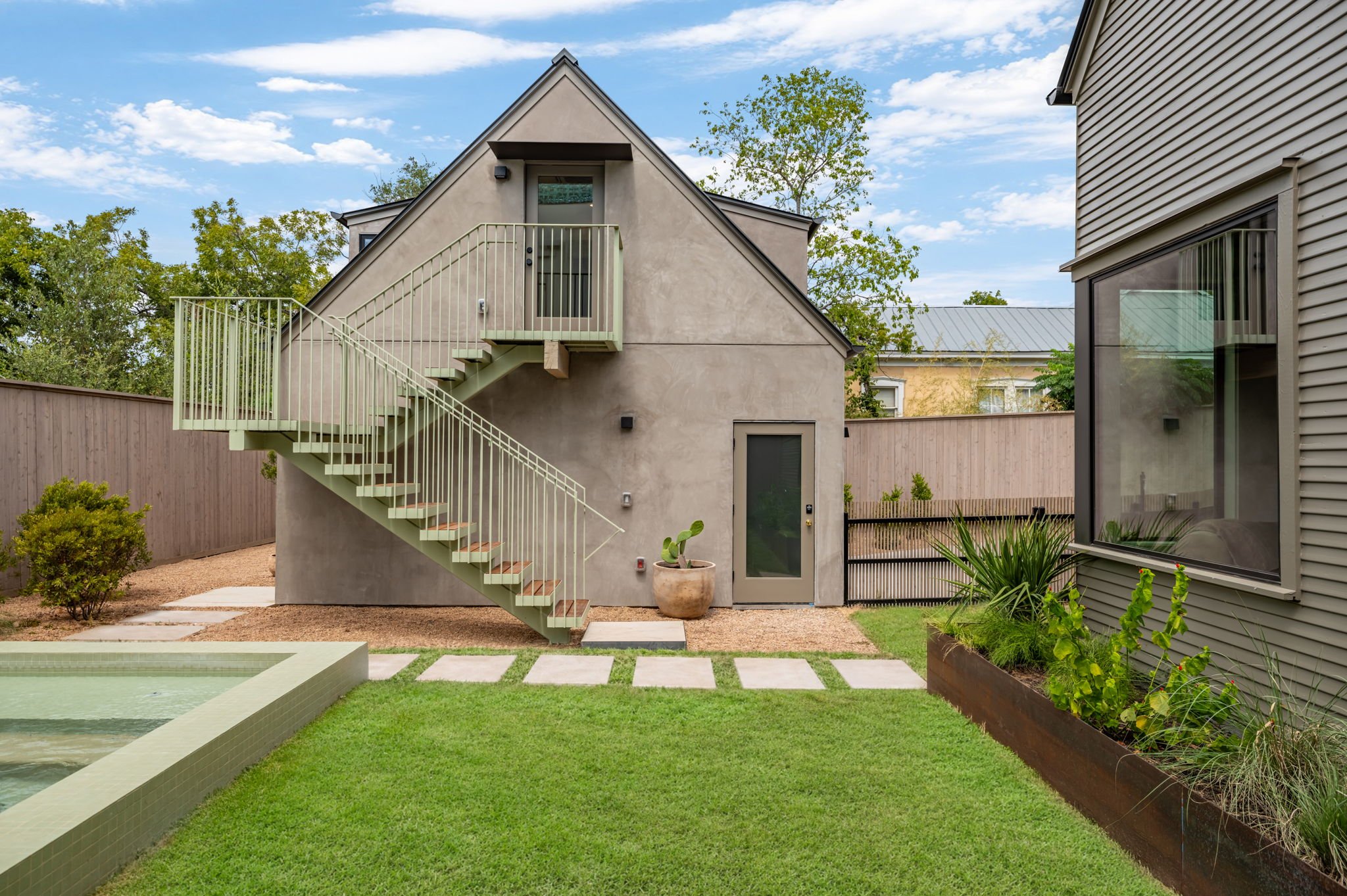 53-web-or-mls-L2920636-HDR_1.jpg