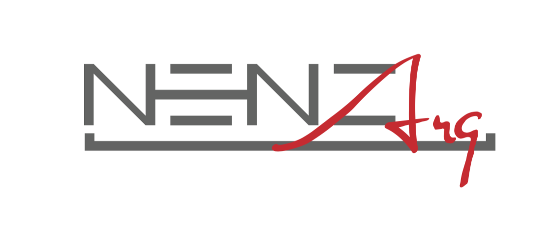 Logo con la palabra 'NENZI' en gris y una firma en rojo que dice 'Arc'.
