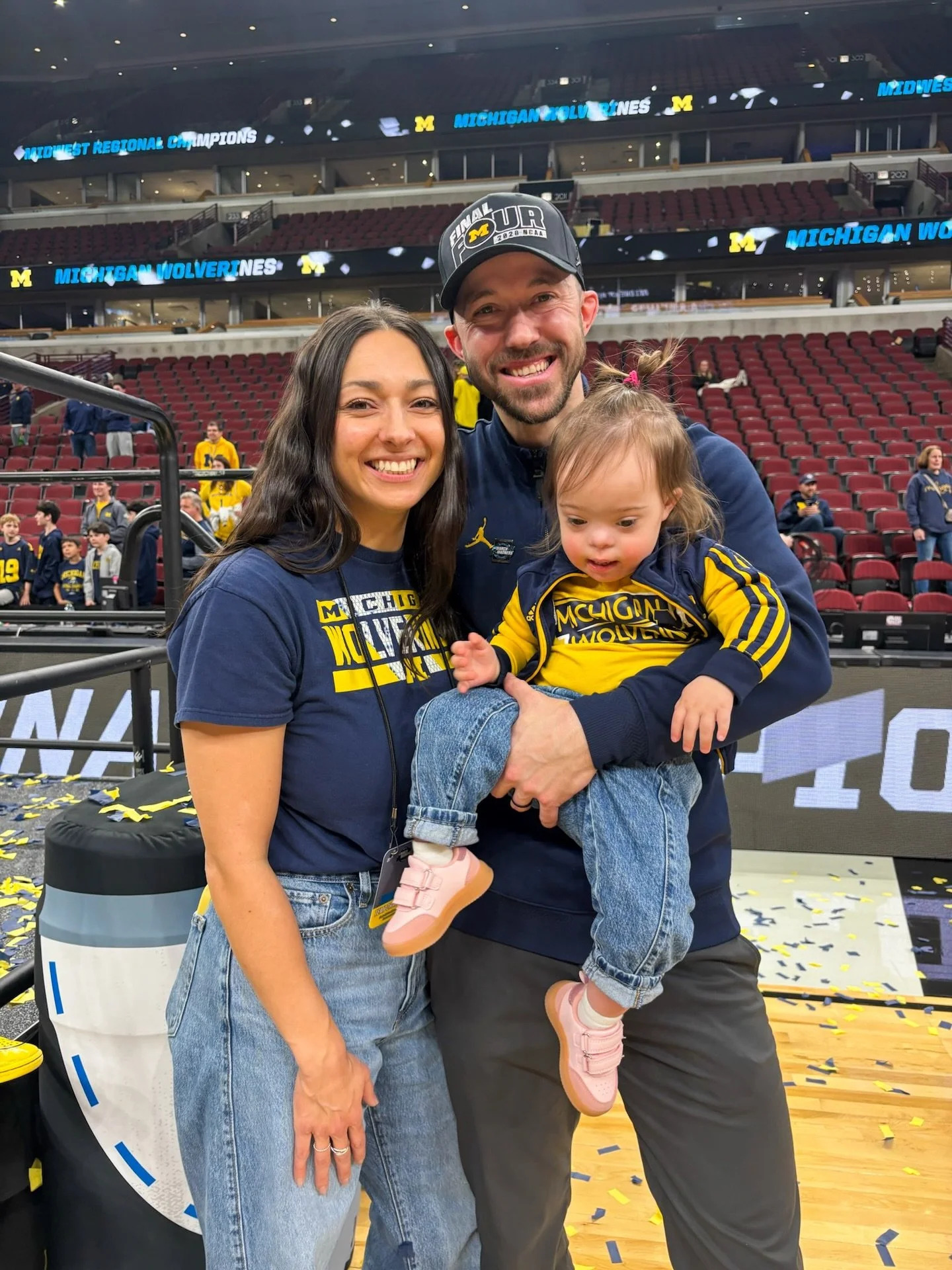 FINAL FOUR BOUND 〽️💙💛

What an incredible year it&rsquo;s been so far, beyond proud of you @sc_aldred! Indy, here we come! 

#finalfour #marchmadness