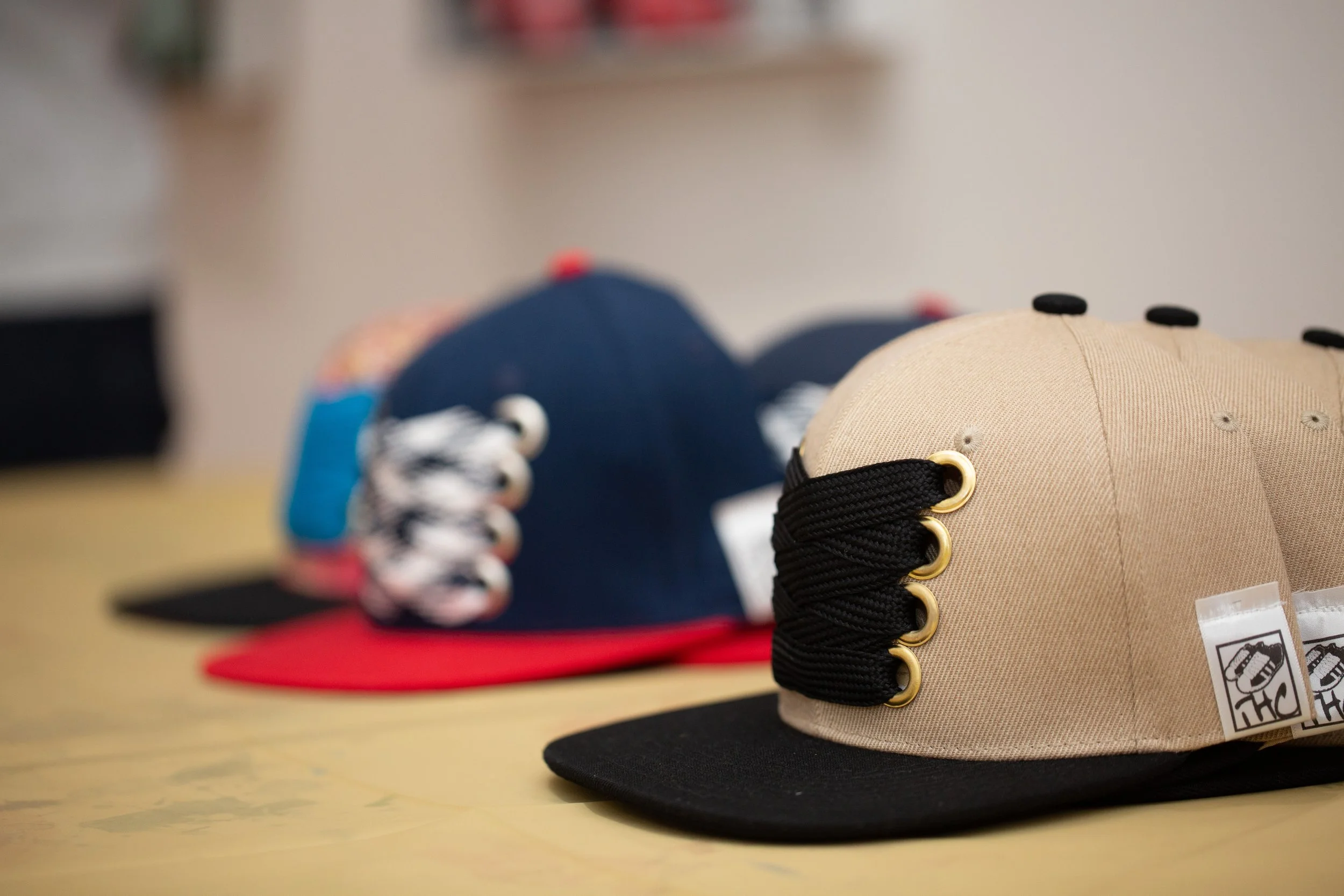 Original MFT snapback - Sand and Black