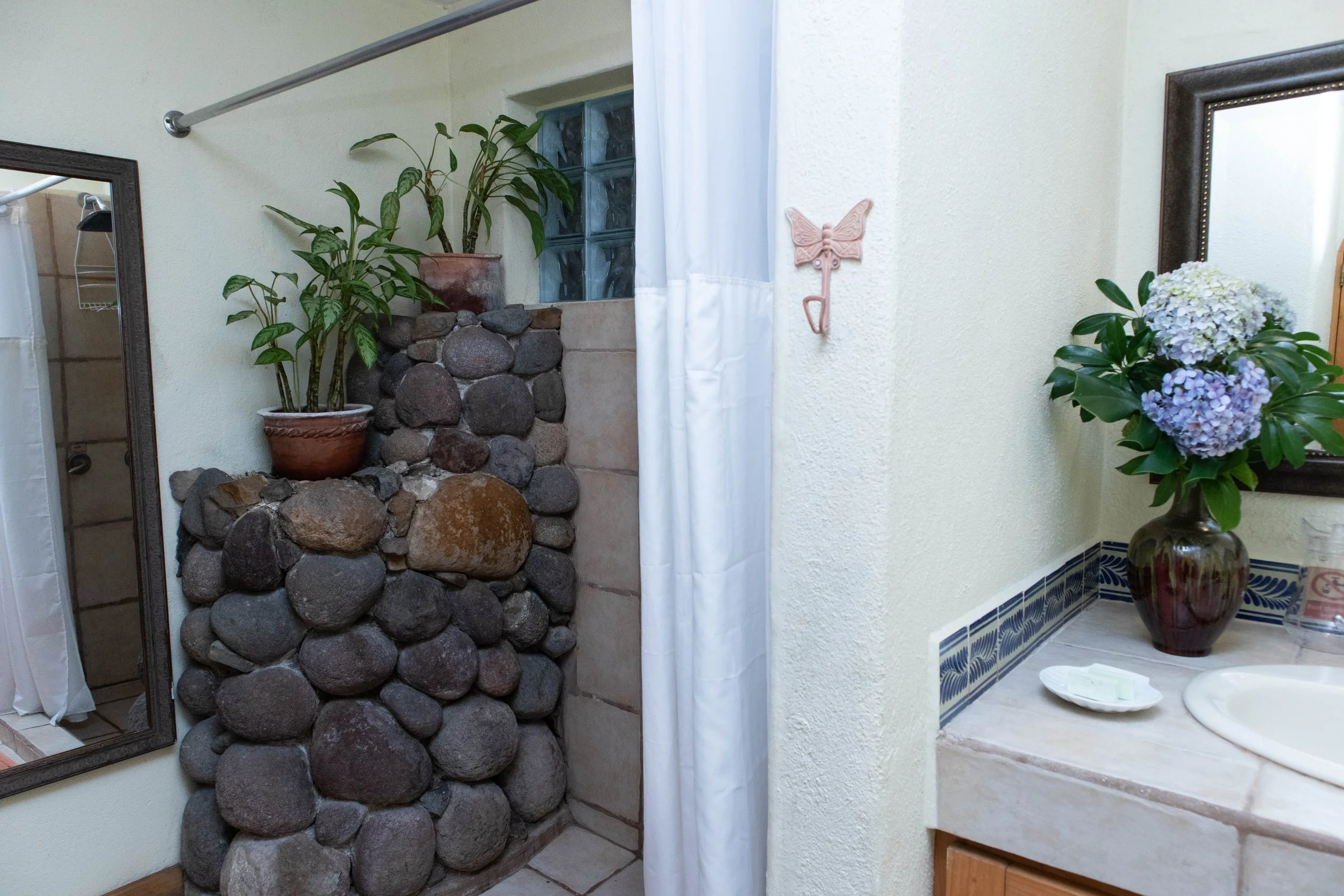 Lotus 11 - Bathroom.jpg