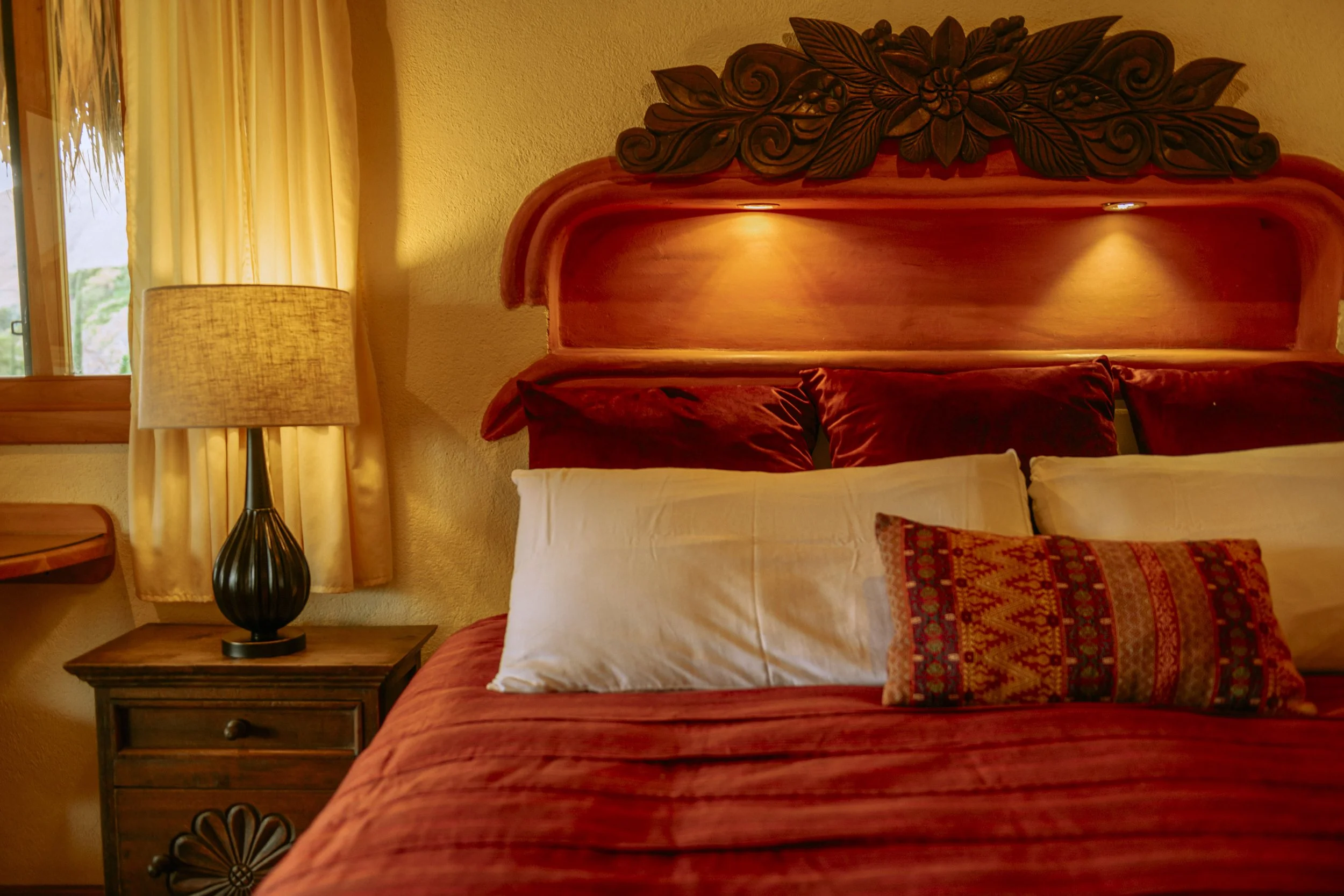 Lotus House 15 Bed-Lamp.jpg