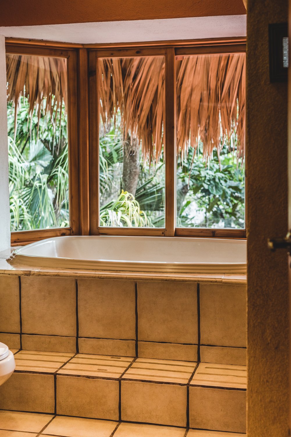 Ginger Suite 23 bath.jpg